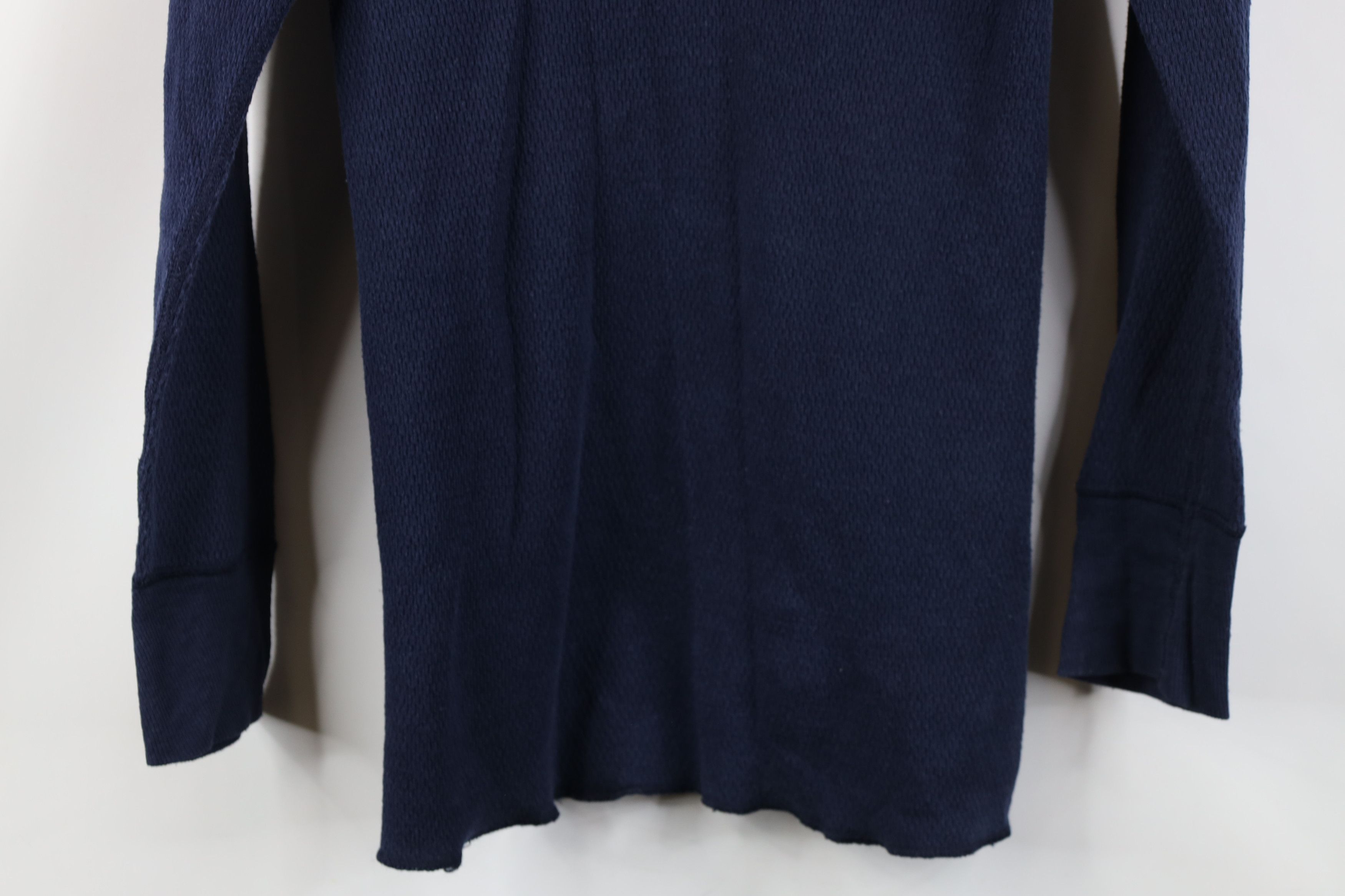 Vintage Vintage 70s Streetwear Waffle Knit Henley T-Shirt USA Size US S / EU 44-46 / 1 - 11 Thumbnail