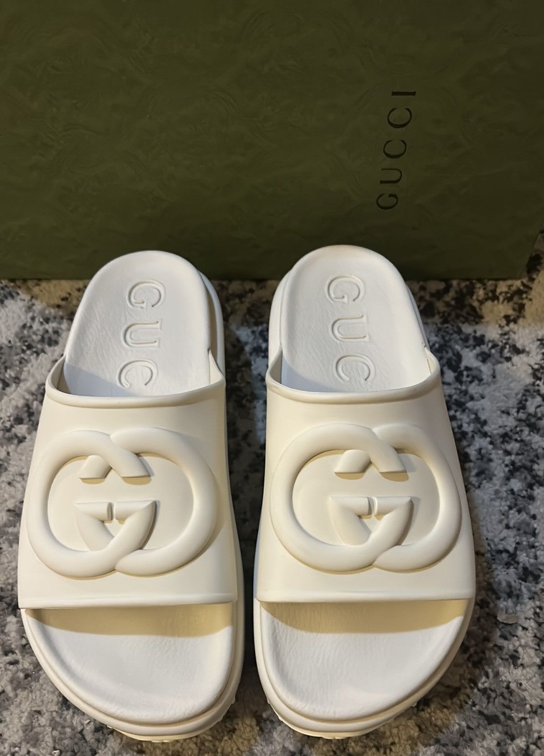 Gucci Gucci Interlocking G Slide Logo Sandal Off White size 41 Size US 11 / IT 41 - 3 Thumbnail