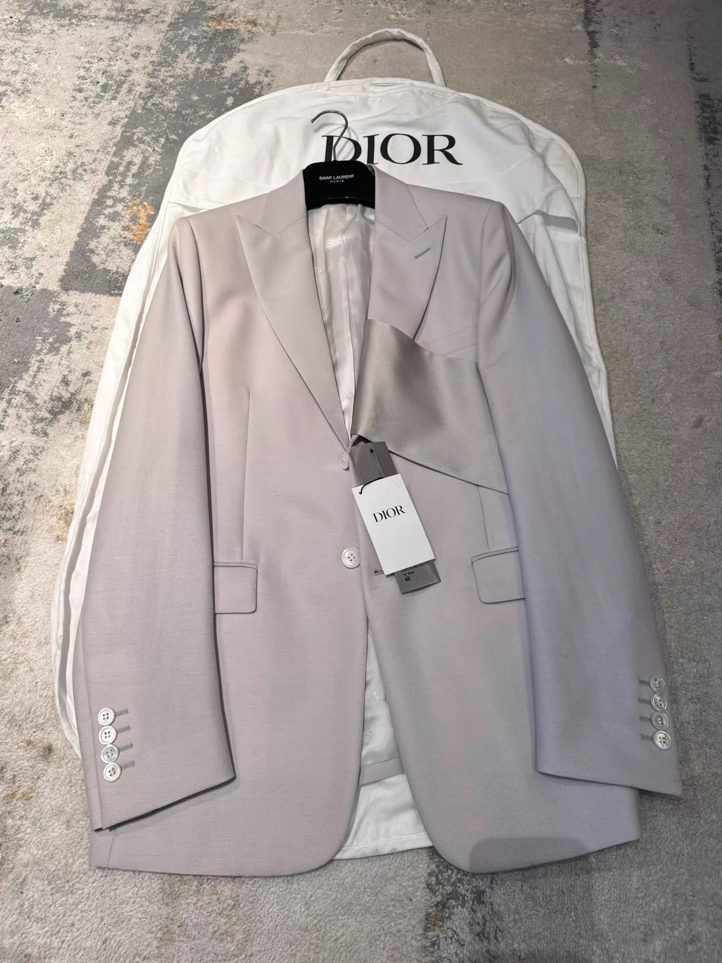 Dior Dior 20SS Unisex Satin Runway Suit Jacket Size US S / EU 44-46 / 1 - 1 Thumbnail