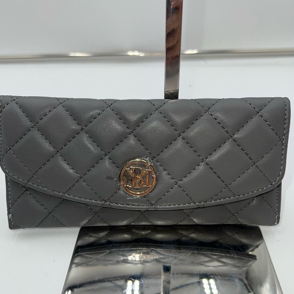 Badgley Mischka Badgley Mischka Diamond Quilting Long Wallet Size ONE SIZE - 1 Thumbnail