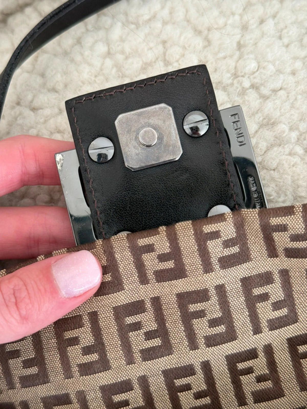 Fendi Fendi baguette mini shoulder bag Size ONE SIZE - 8 Thumbnail