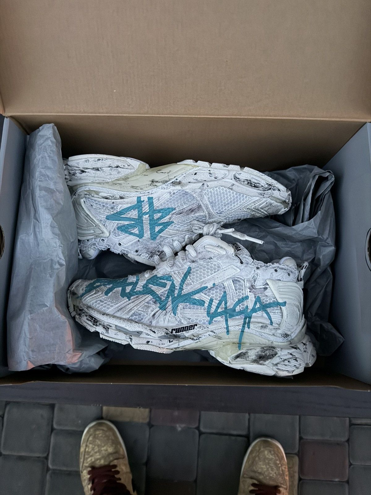 Balenciaga Balenciaga Runner White Blue Grafity Size US 9 / IT 39 - 1 Thumbnail