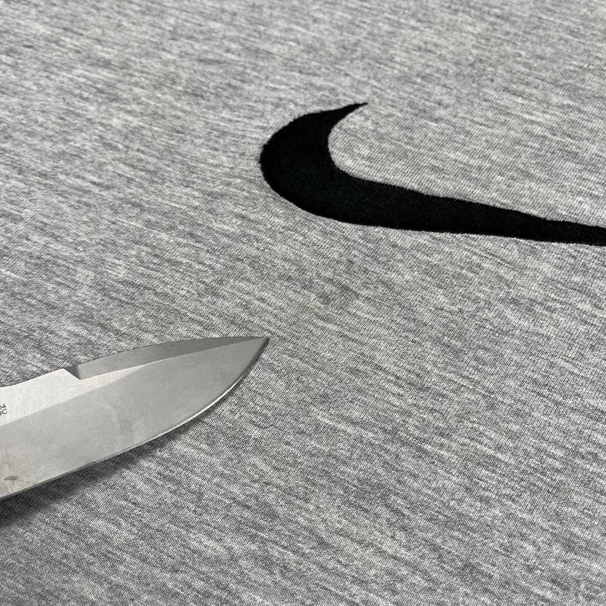 Nike Vintage Nike big embroidered swoosh tee 90’s Size US L / EU 52-54 / 3 - 7 Thumbnail