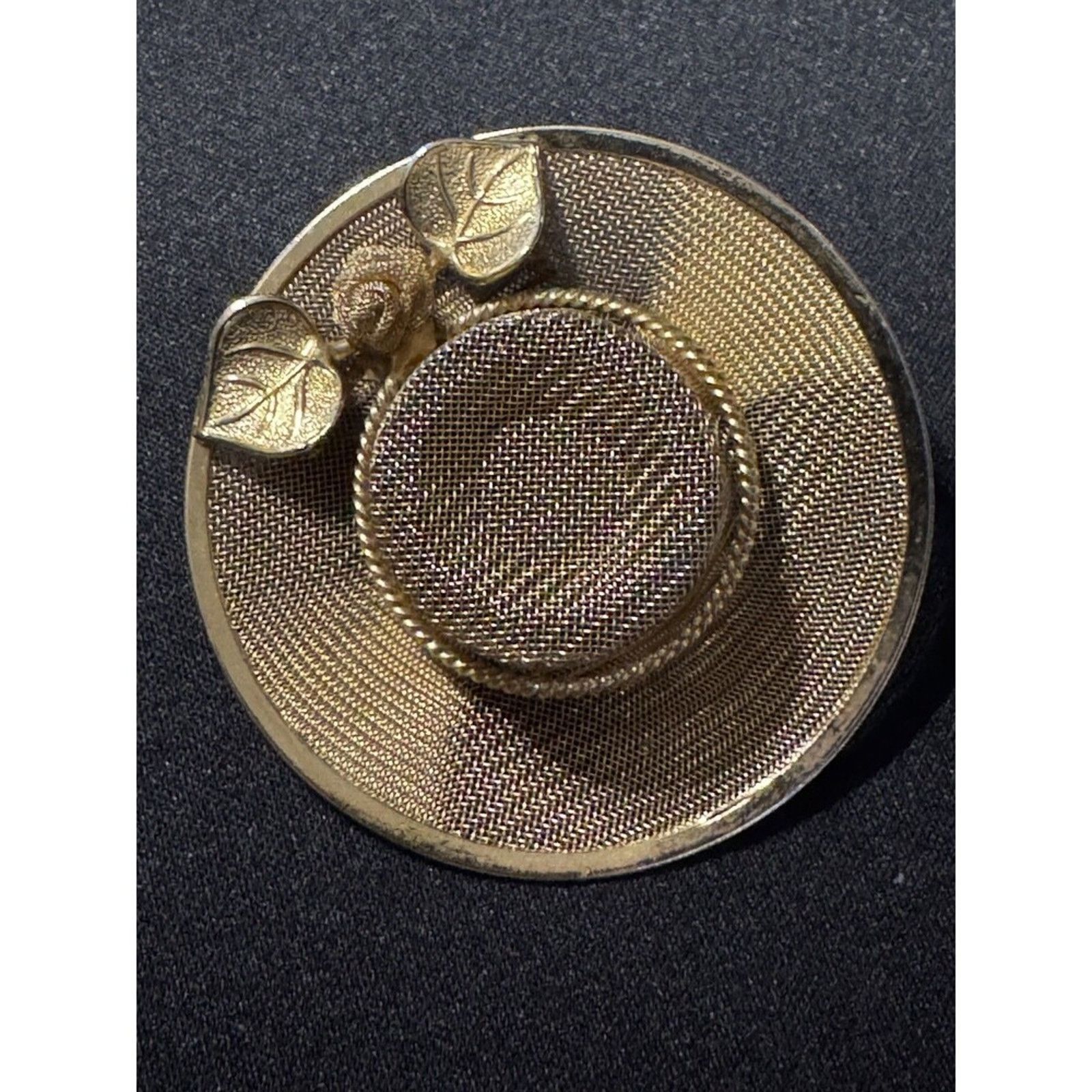 Other Lot of 2 Large Gold Tone Brooches Size ONE SIZE - 1 Thumbnail