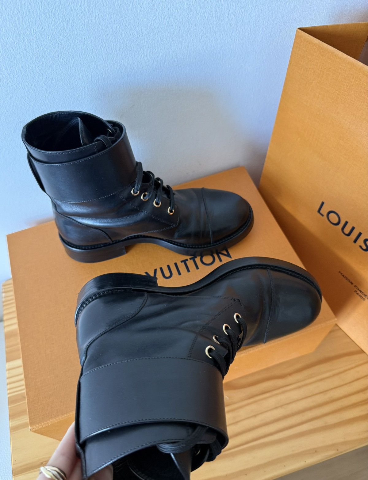 Louis Vuitton Louis Vuitton Wonderland shoes Size US 6.5 / IT 36.5 - 5 Thumbnail