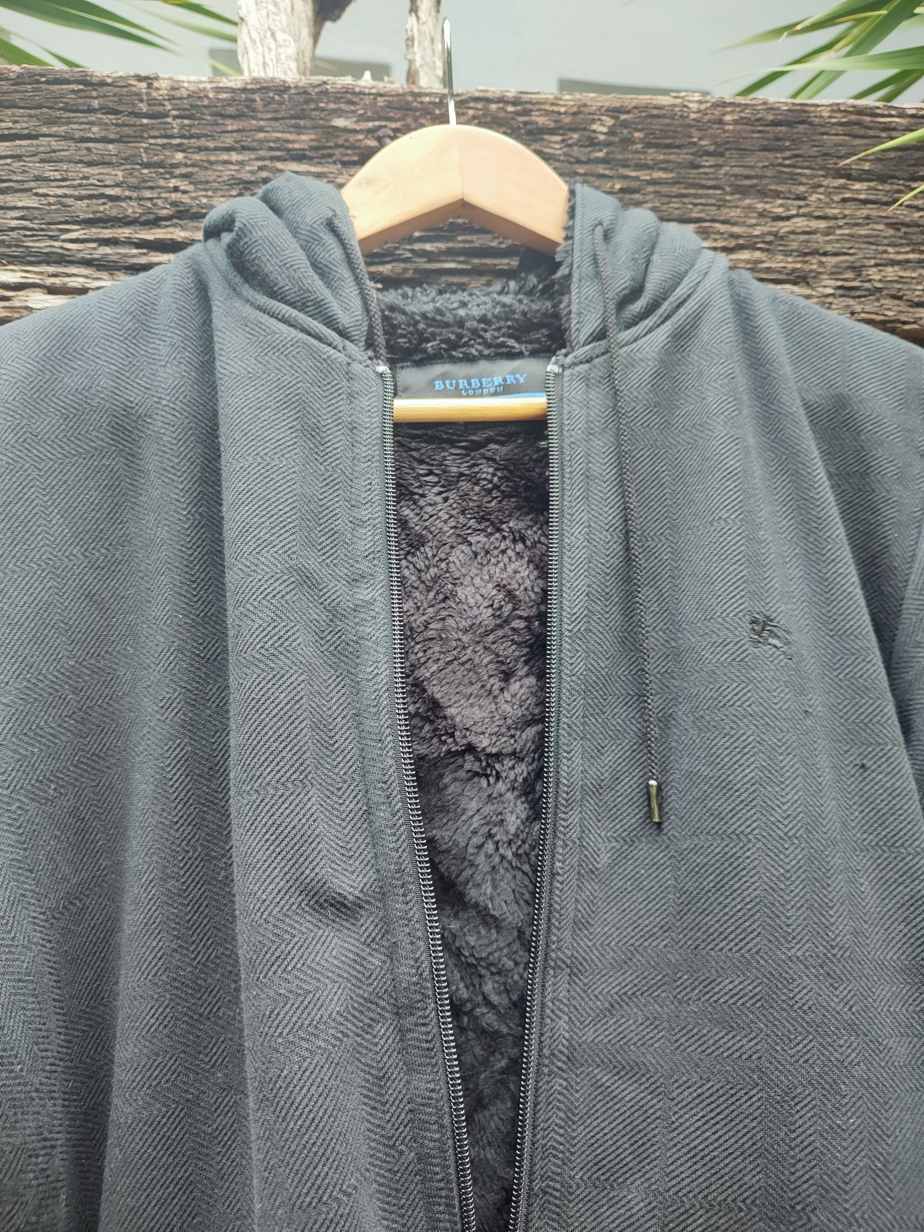 Burberry Burberry Blue Label Fleece-Lined Zip Hoodie (Vintage, Black) Size US L / EU 52-54 / 3 - 4 Thumbnail