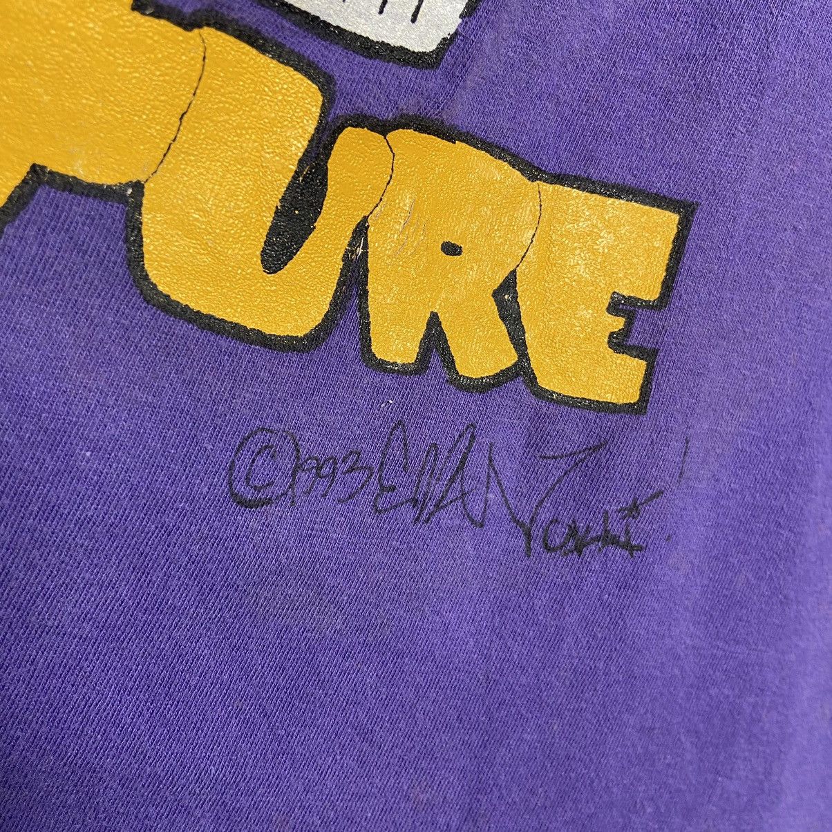 Vintage Vintage 90s Peace Culture Hiphop Graphic T-Shirt Size US XL / EU 56 / 4 - 4 Thumbnail