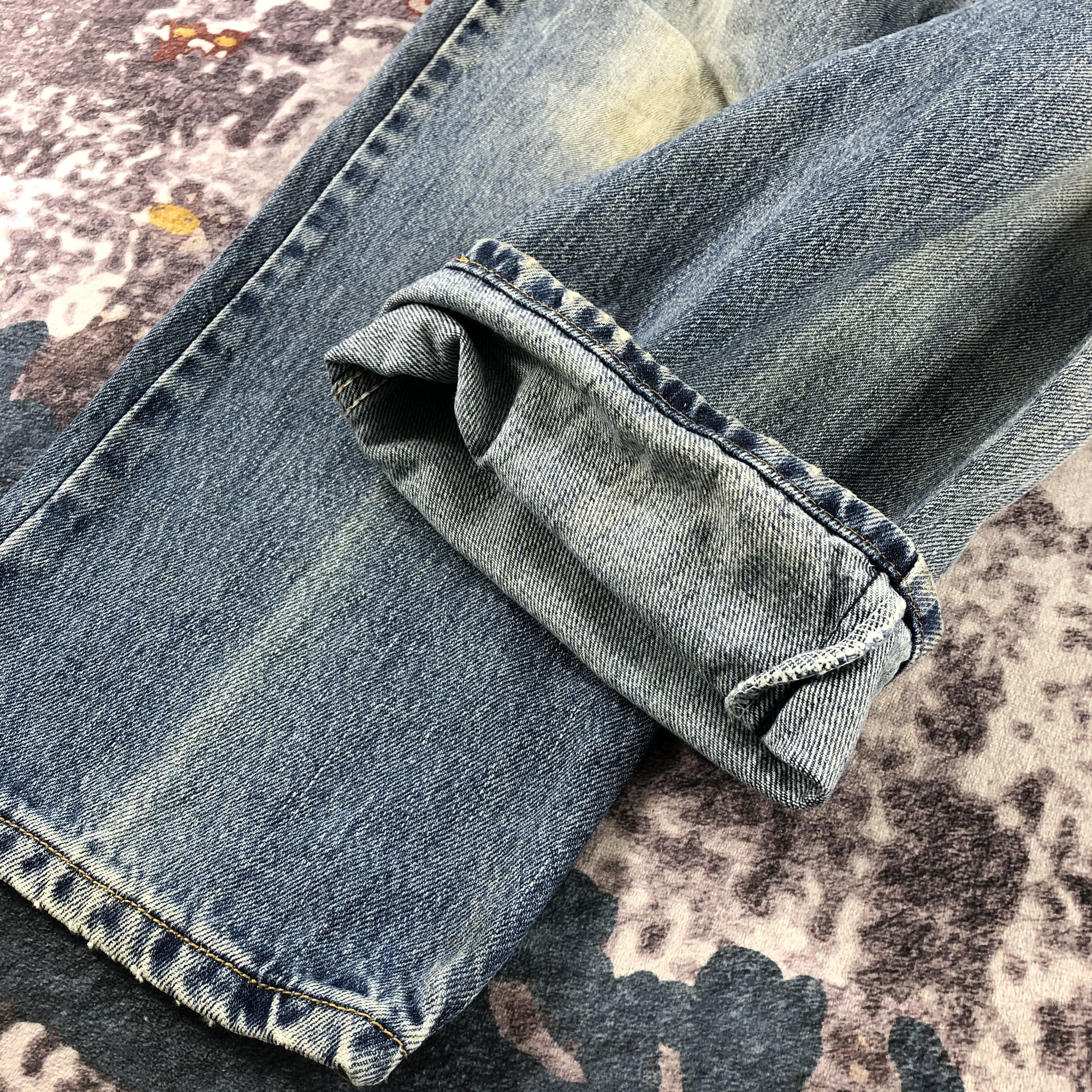 Levi's × Vintage Vintage Blue Wash Levis 550 Jeans-JM3023 Size US 37 - 7 Thumbnail