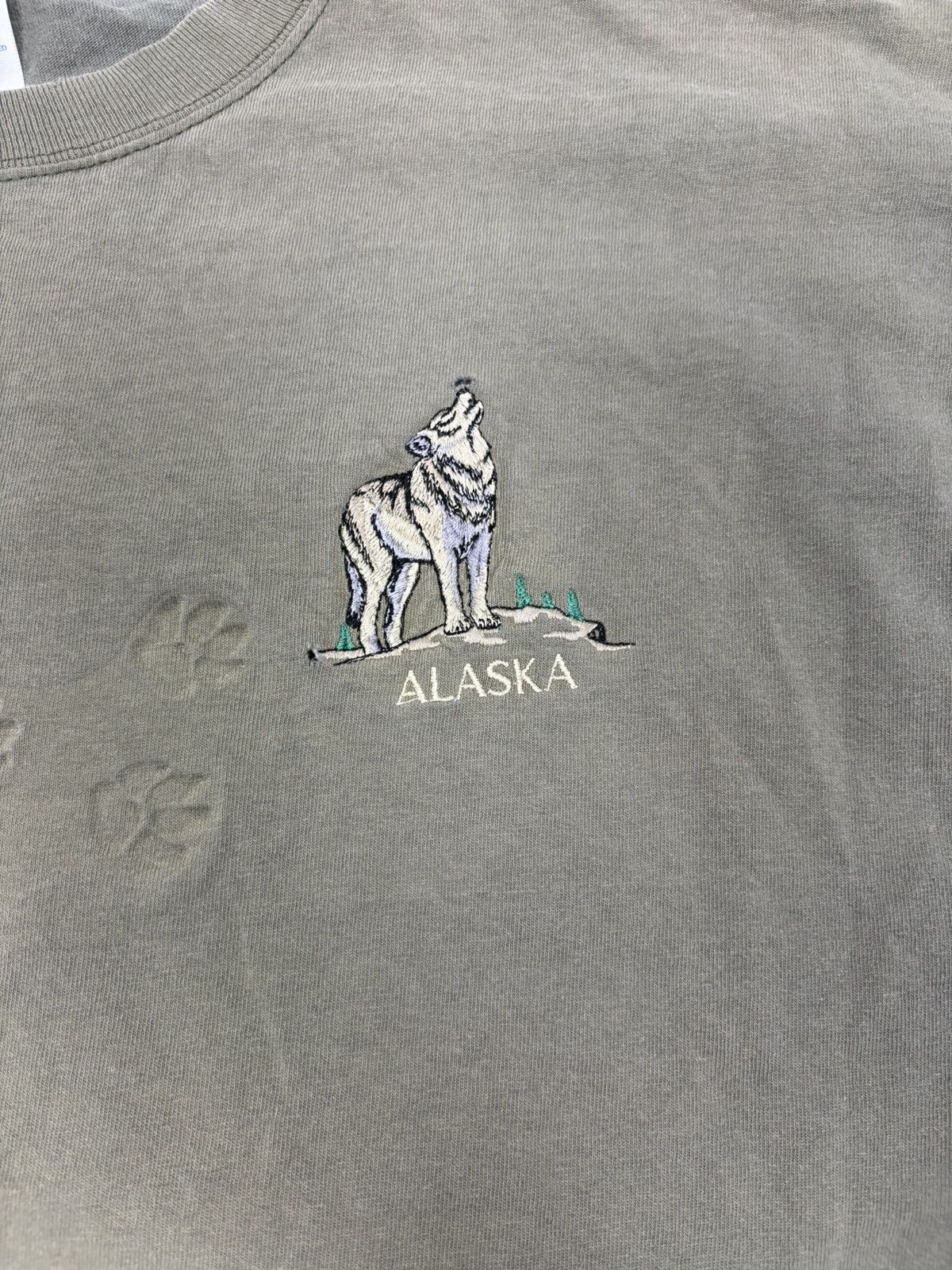 Vintage Vintage 90s green alaska tshirt Size US XL / EU 56 / 4 - 3 Thumbnail