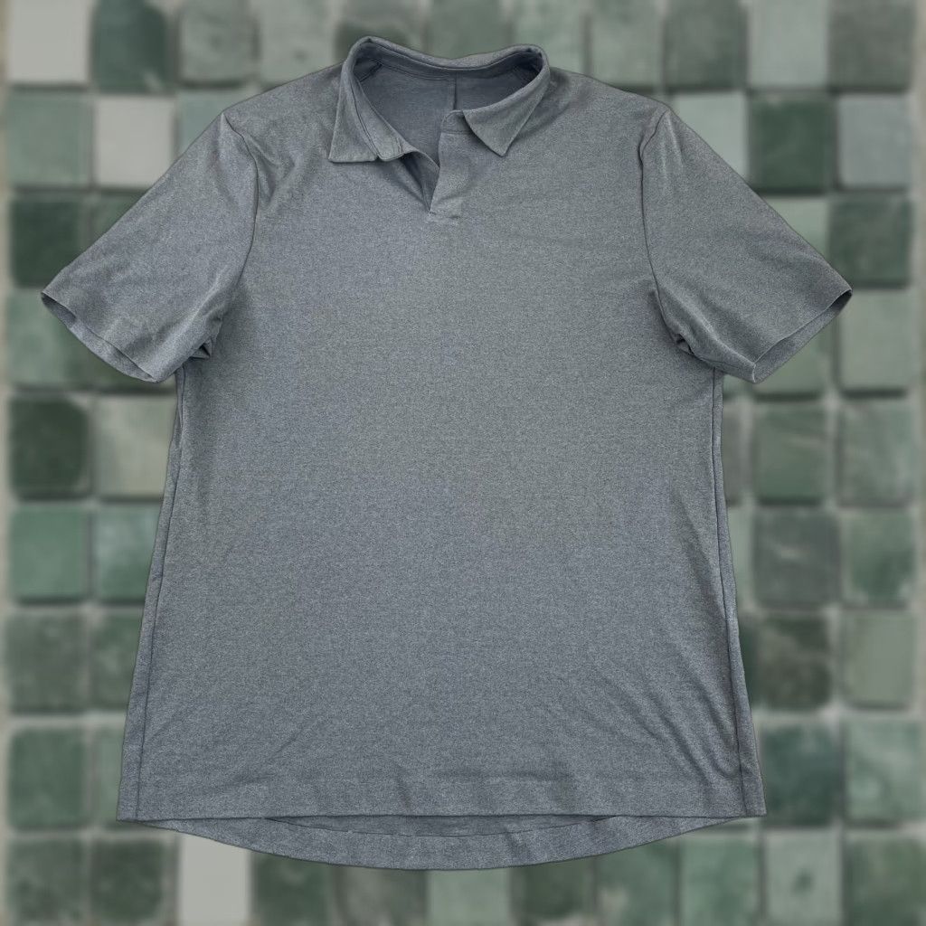 Lululemon Lululemon Capacity Polo Men Medium Grey Short Sleeve Wicking Performance Active Size US M / EU 48-50 / 2 - 1 Thumbnail