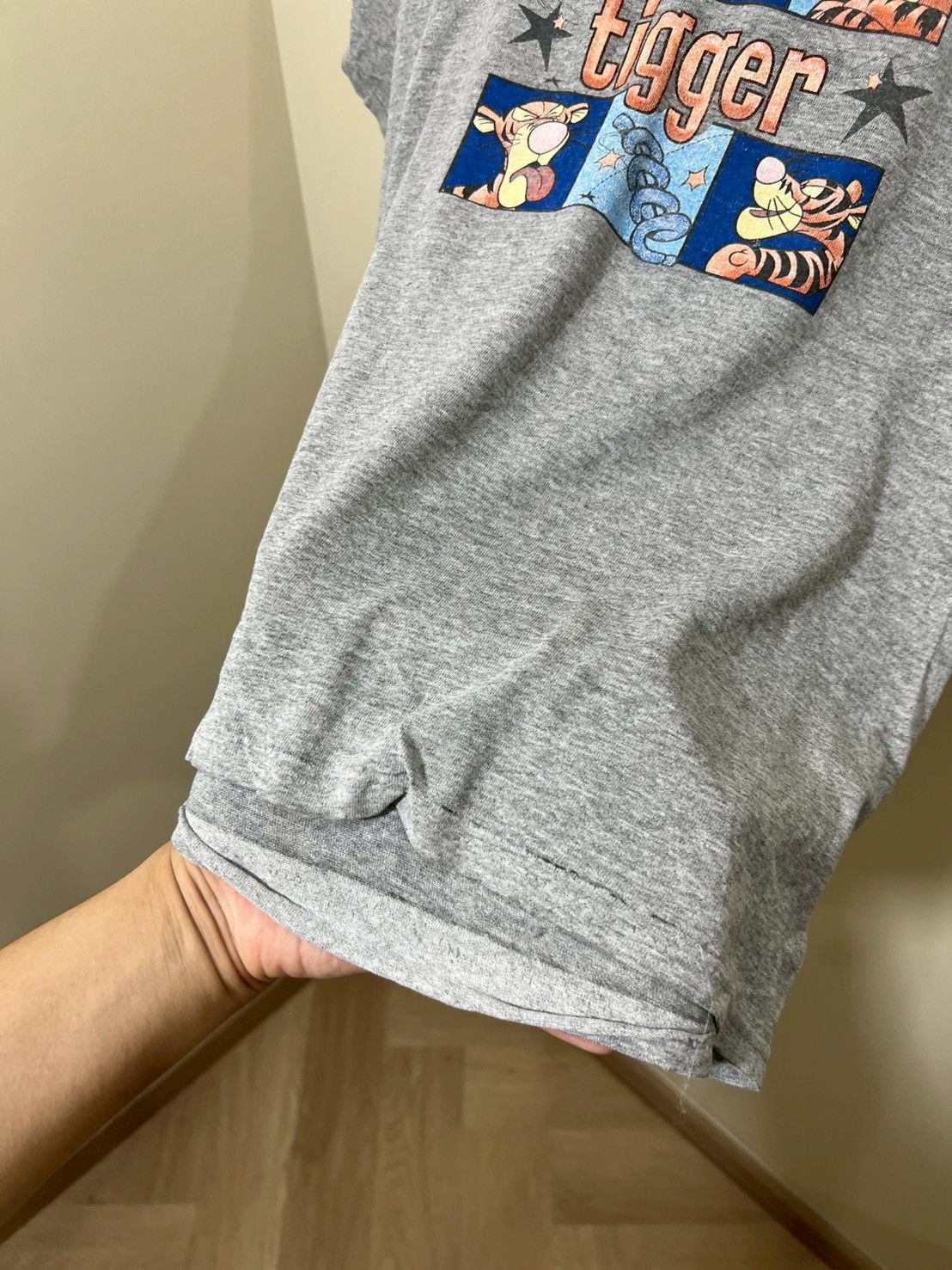 Disney × Vintage Vintage Tigger Disney shirt bnz01 Size US XS / EU 42 / 0 - 6 Thumbnail