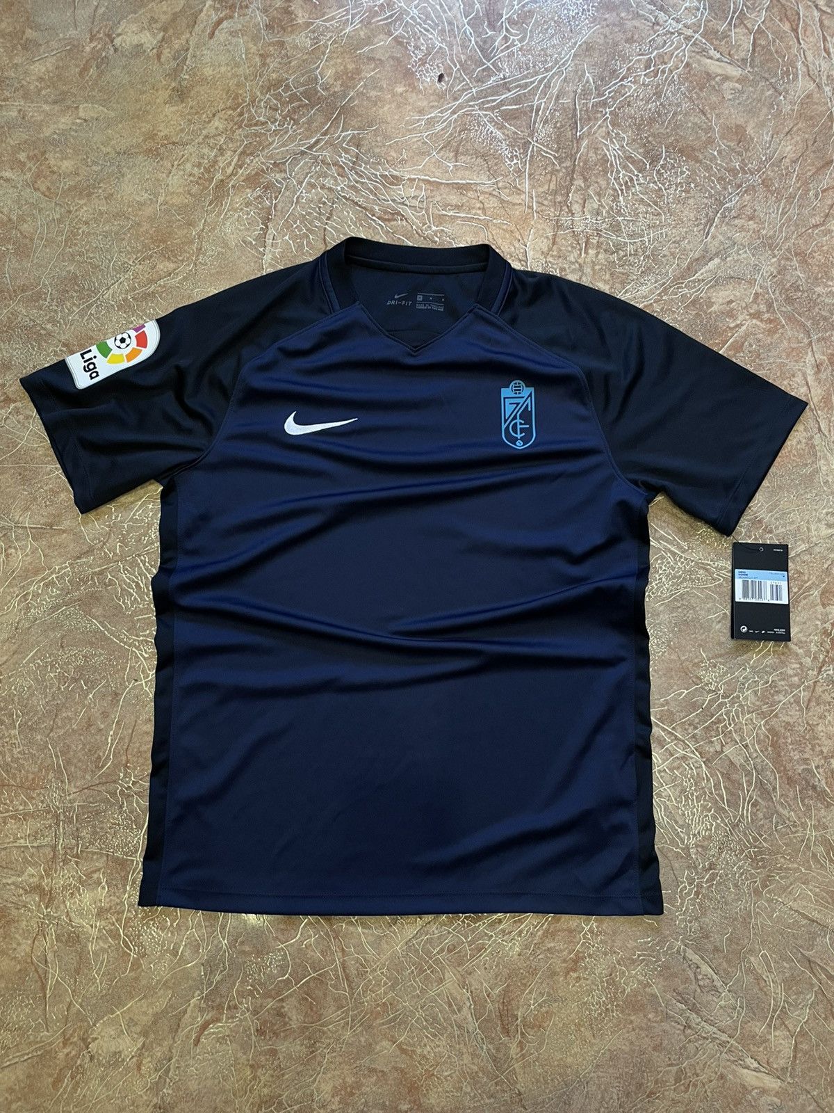 Nike Nike Granada FC 2019/20 jersey Size US M / EU 48-50 / 2 - 2 Thumbnail