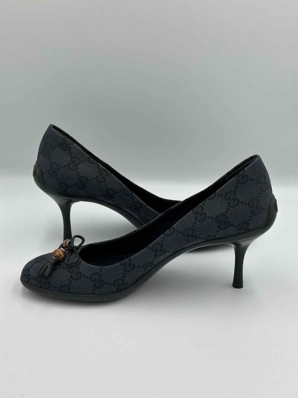 Gucci Gucci GG Canvas Bamboo Tassel Pumps Black Monogram Size US 7 / IT 37 - 7 Thumbnail