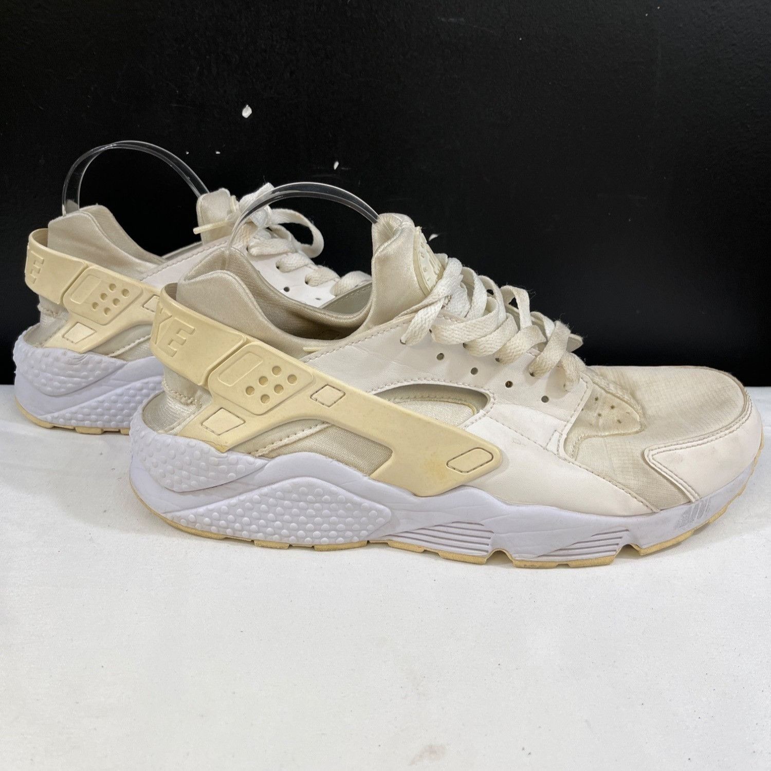 Nike Nike Air Huarache Mens Beige Running Sneakers Size 12 SKU 65 Size US 12 / EU 45 - 1 Thumbnail