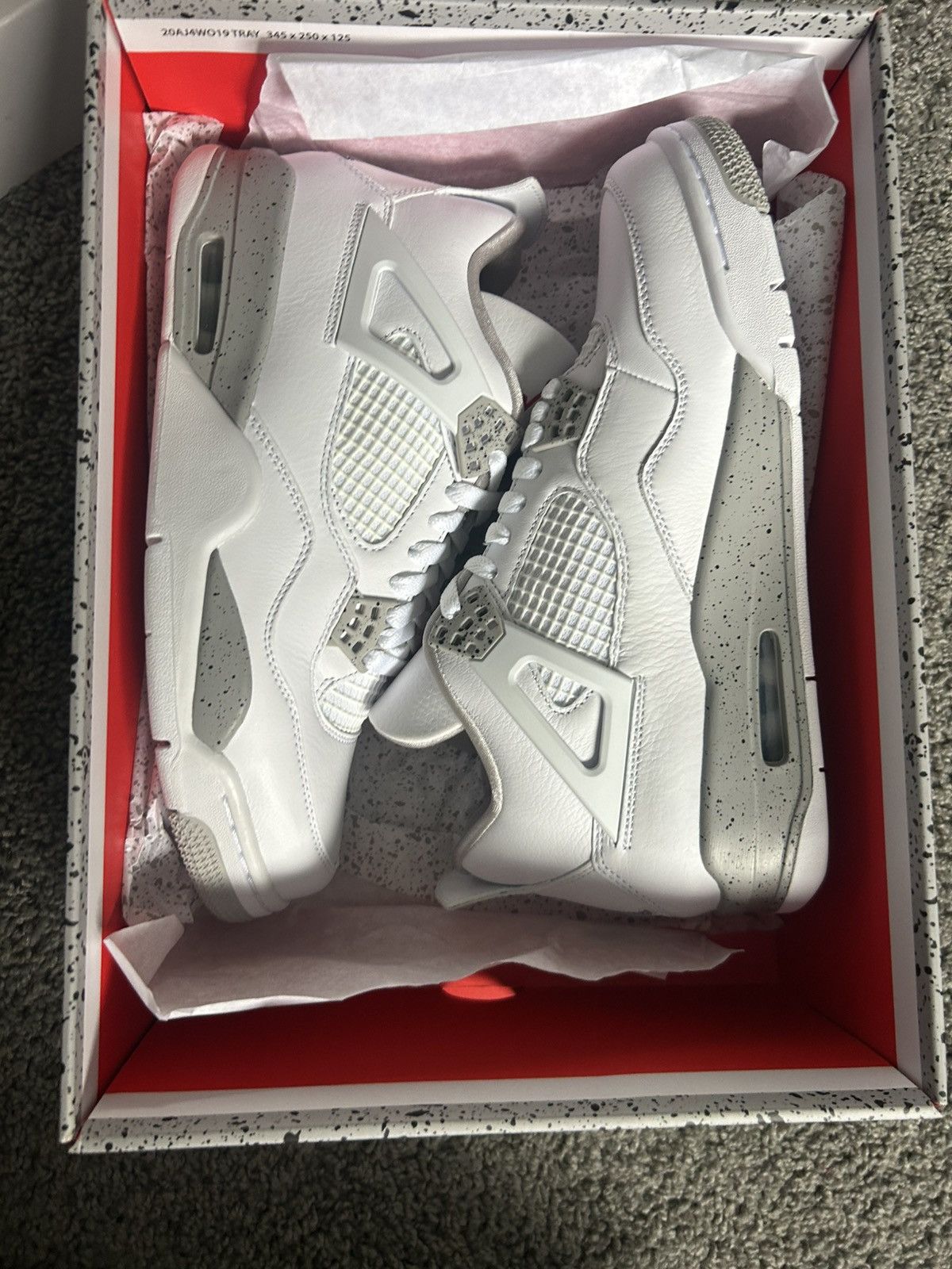 Jordan Brand Jordan 4 Retro White Oreo (2021) Size US 9.5 / EU 42-43 - 4 Thumbnail