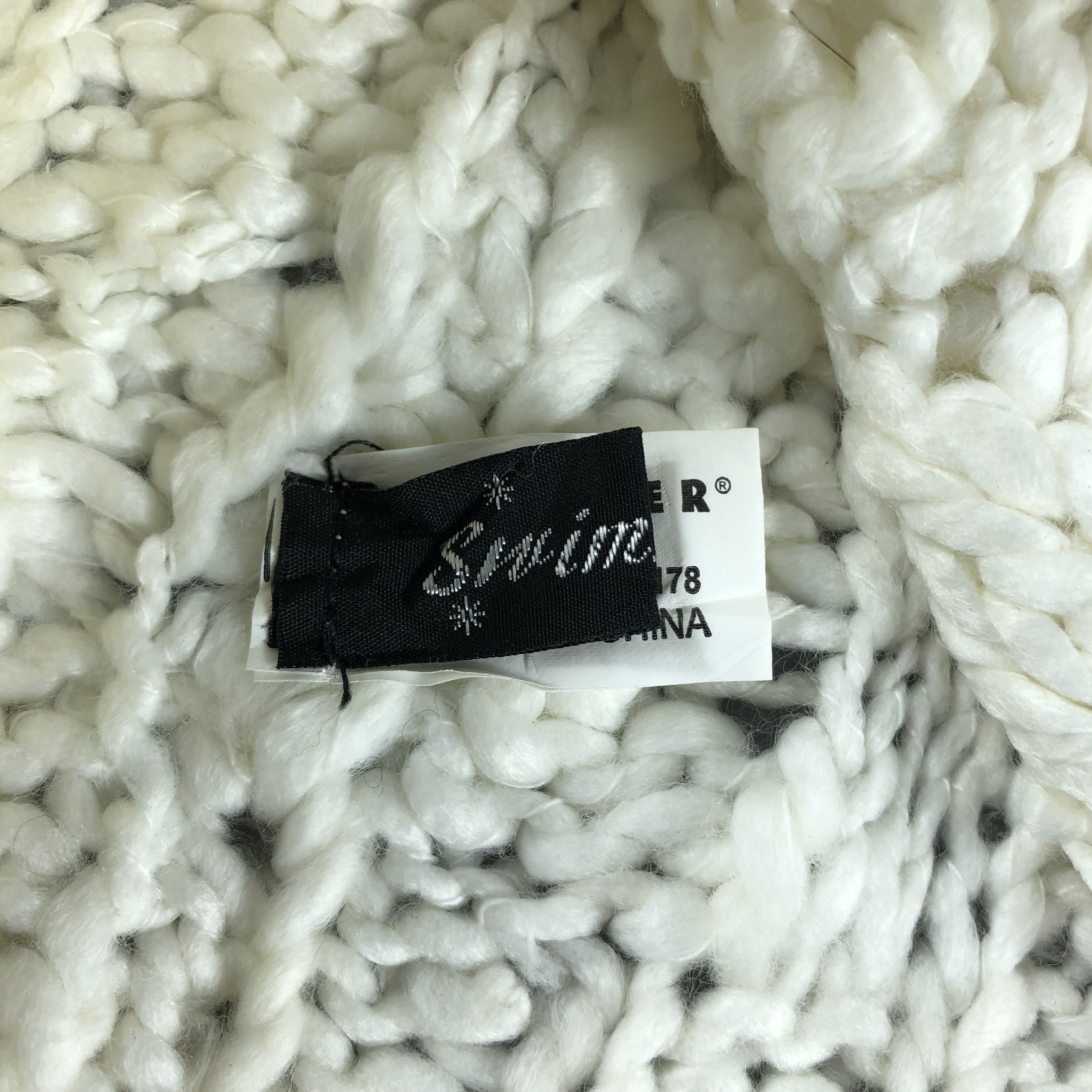 Japanese Brand × Vintage Womens Swimmer Cable Knit Beanie Snow Hat Snow Cap -D1070 Size ONE SIZE - 6 Thumbnail