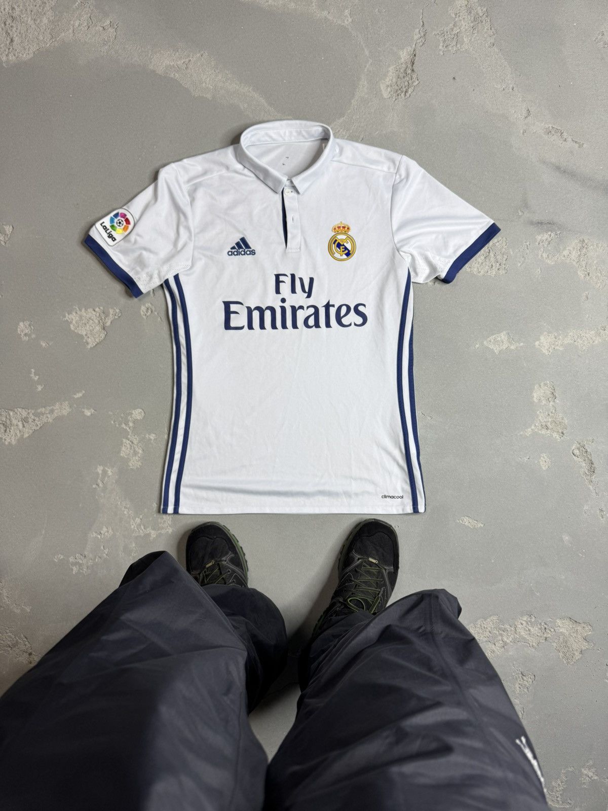 Adidas Adidas Real Madrid 2016 Home Soccer Jersey Size US M / EU 48-50 / 2 - 1 Thumbnail