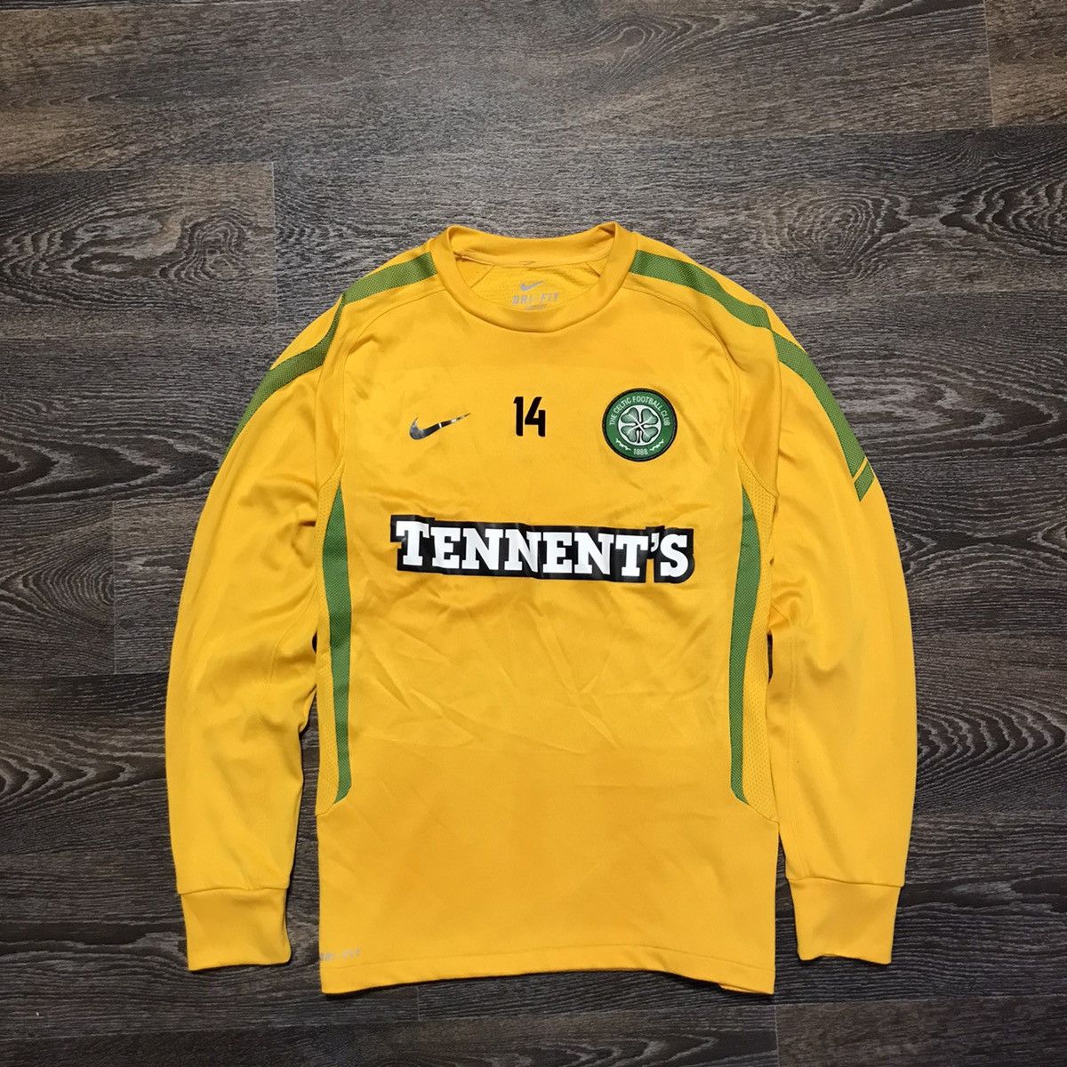 Nike Celtic Nike soccer jersey football club longsleeve M Size US M / EU 48-50 / 2 - 1 Thumbnail