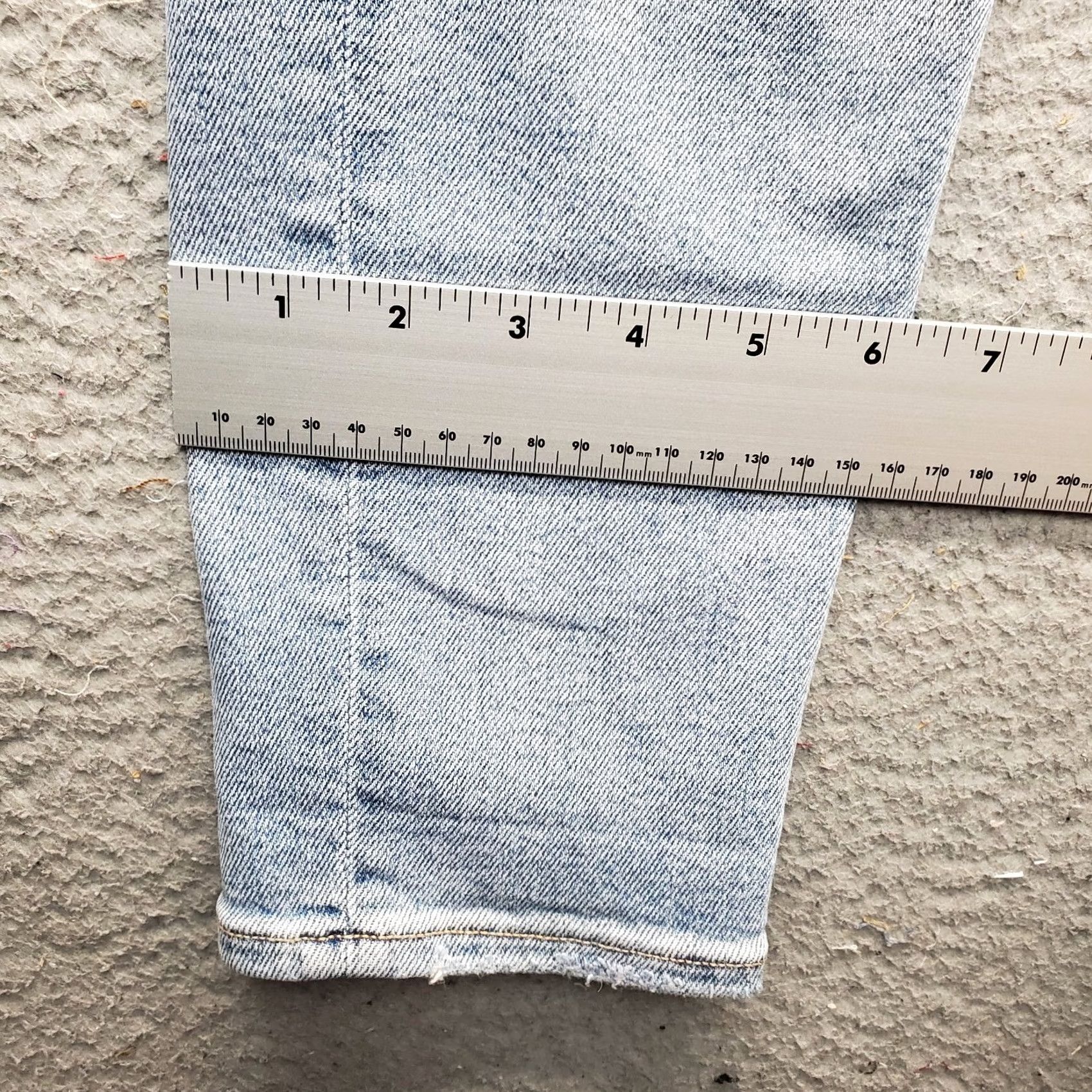 American Eagle Outfitters American Eagle Outfitters Skinny Jeans Womens 0 Blue Denim Distressed 5-Pocket Jeans Womens Size 0 Blue Denim Distressed 5-Pocket Size 25" / US 0 / IT 36 - 5 Thumbnail