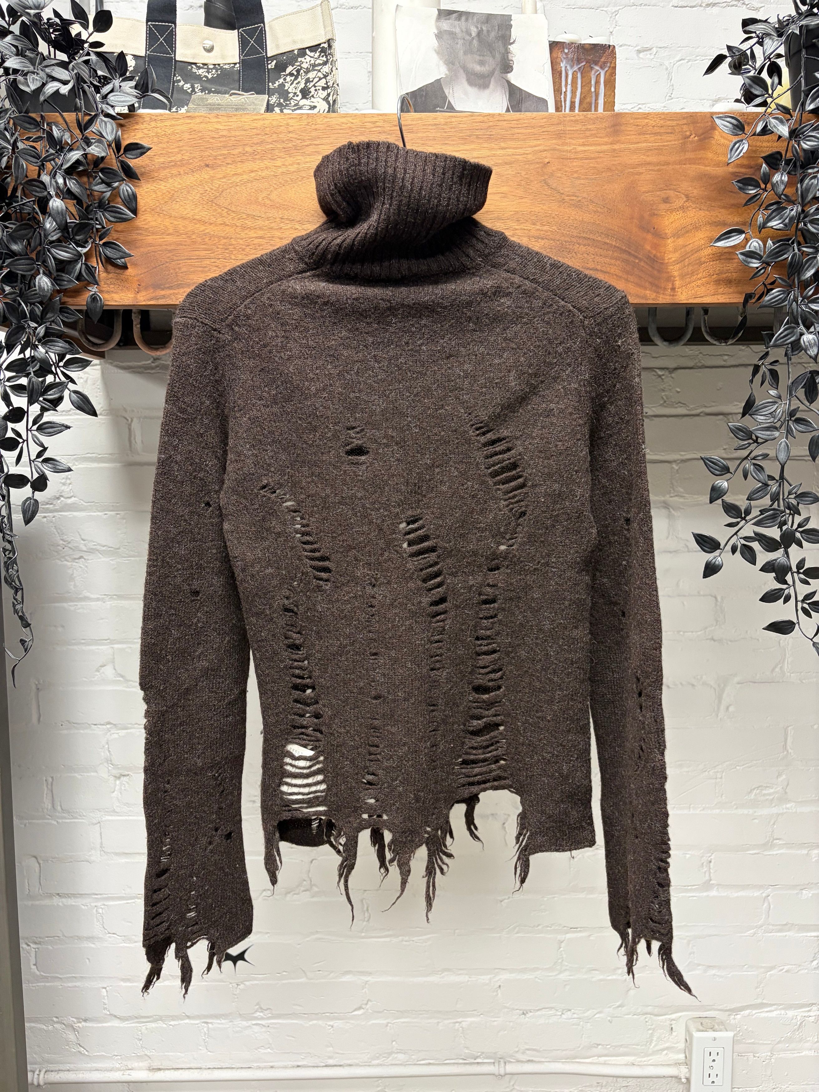 Junya Watanabe AW2003 Junya Watanabe ‘Grunge’ Thrash Distressed Knit Sweater Size US S / EU 44-46 / 1 - 1 Thumbnail