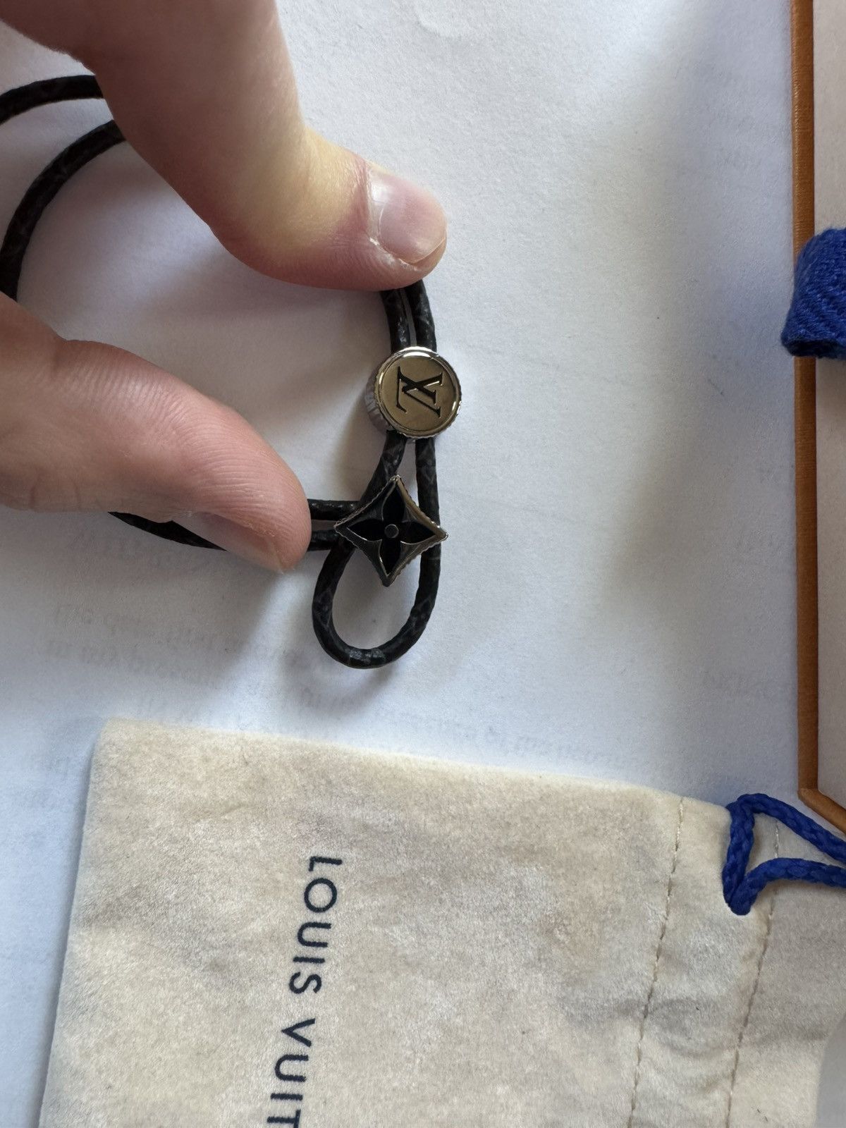 Louis Vuitton Louis Vuitton Catch It Monogram Heritage Bracelet Size ONE SIZE - 4 Thumbnail