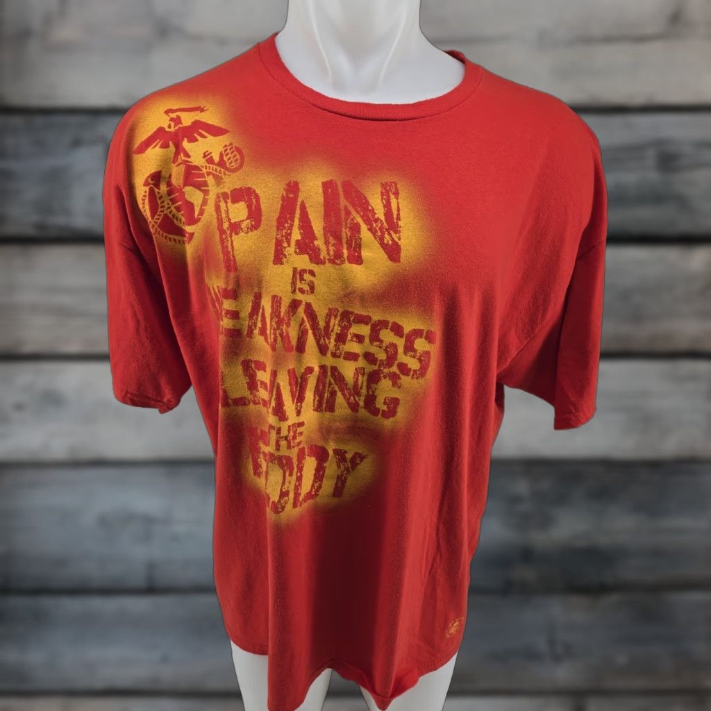 Vintage Black Ink Design USMC Pain is Weakness Leaving the Body Red 2XL Marine Corp Logo Shirt Men Short Sleeve Crew Neck Graphic Print Cotton T-Shirt Size US XXL / EU 58 / 5 - 1 Thumbnail
