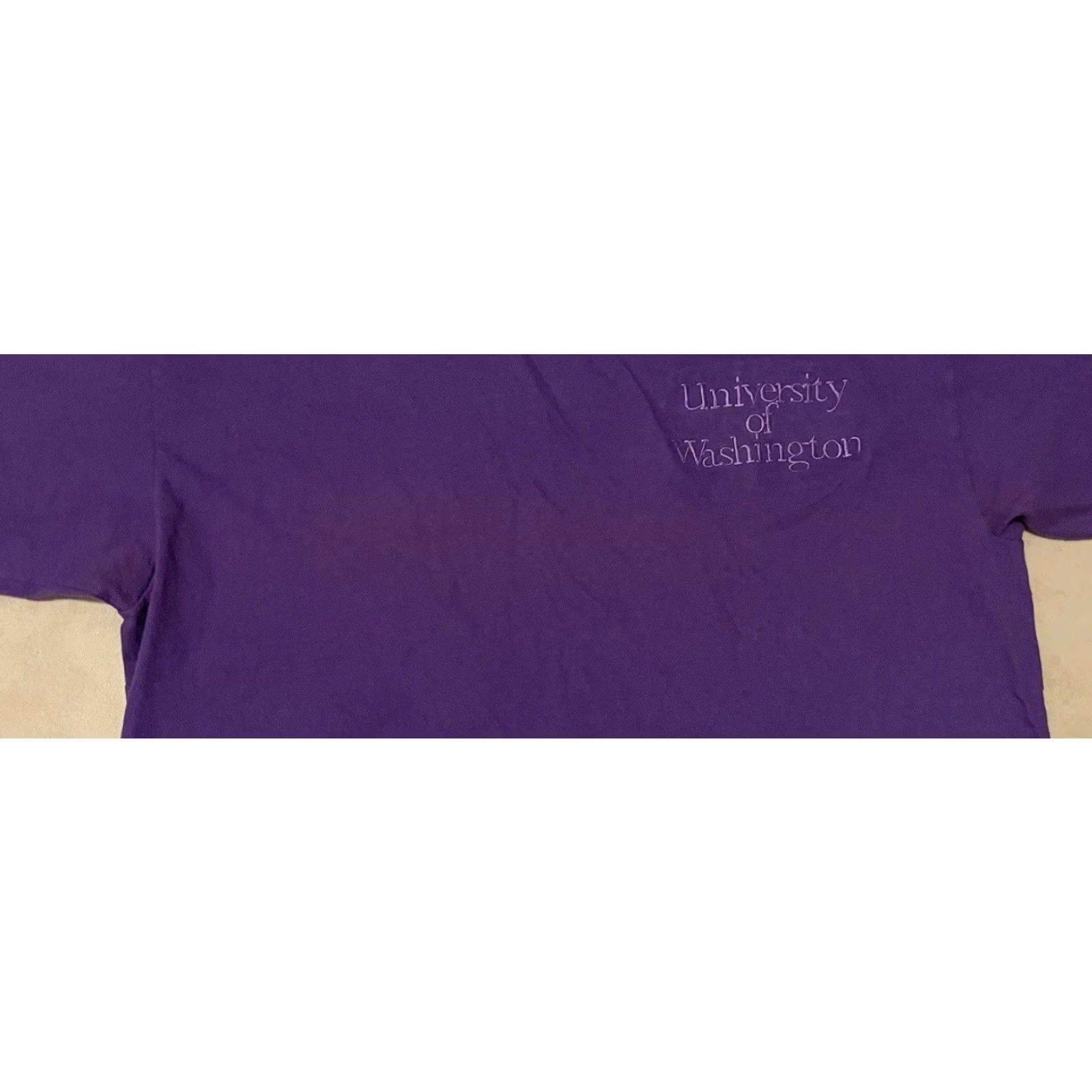 Vintage VINTAGE 90s University of Washington Faded Shirt M Purple Mens T-Shirt College Grunge Track PE Huskies Virginia? Size US M / EU 48-50 / 2 - 4 Thumbnail