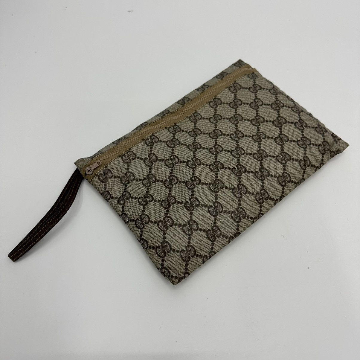 Vintage ‼️YES‼️ AUTHENTIC GUCCI GG. MONOGRAM CLUTCH BAG Size ONE SIZE - 2 Thumbnail