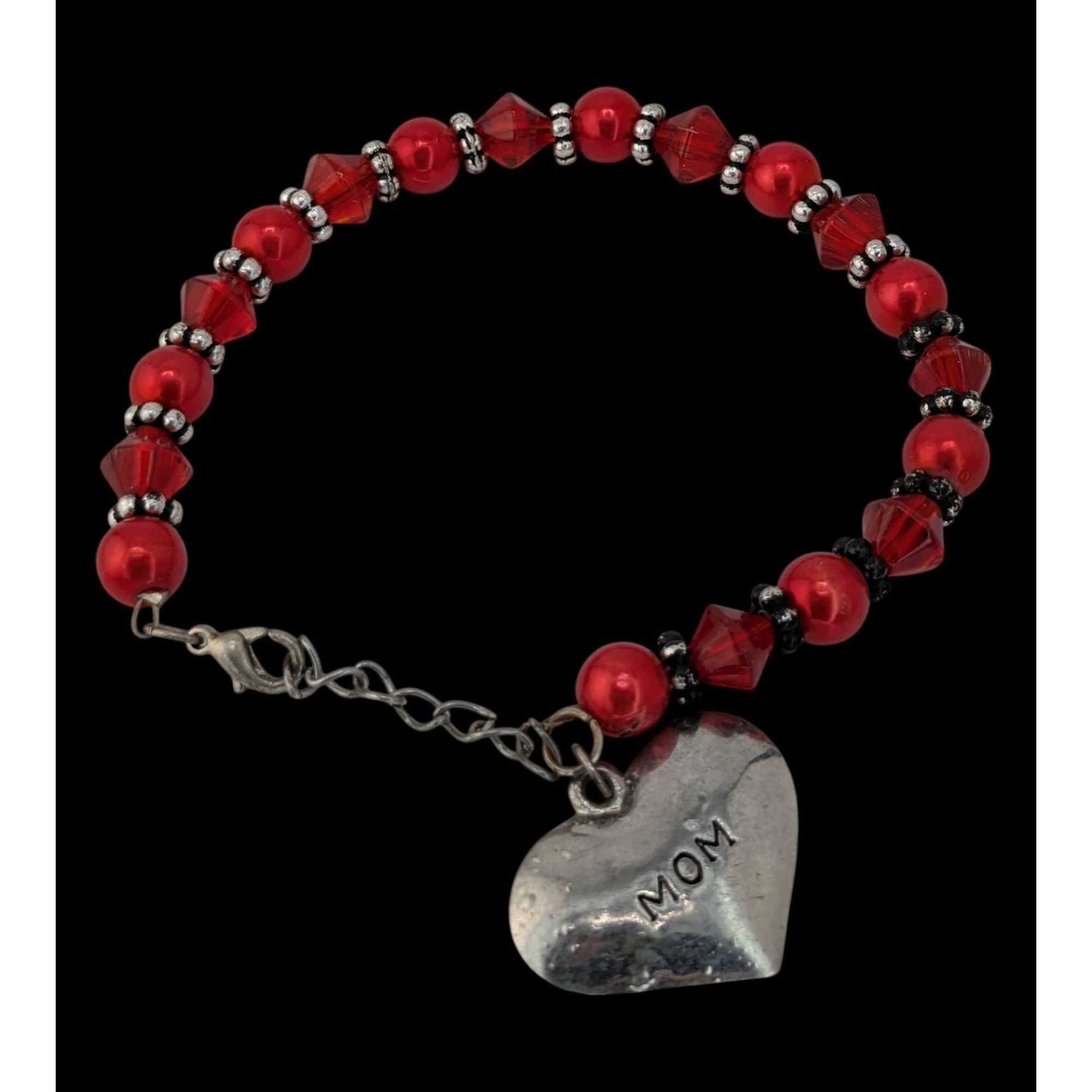 Other Mother's Day Love Red Beaded Bracelet With Heart Mom Charm Size ONE SIZE - 1 Thumbnail
