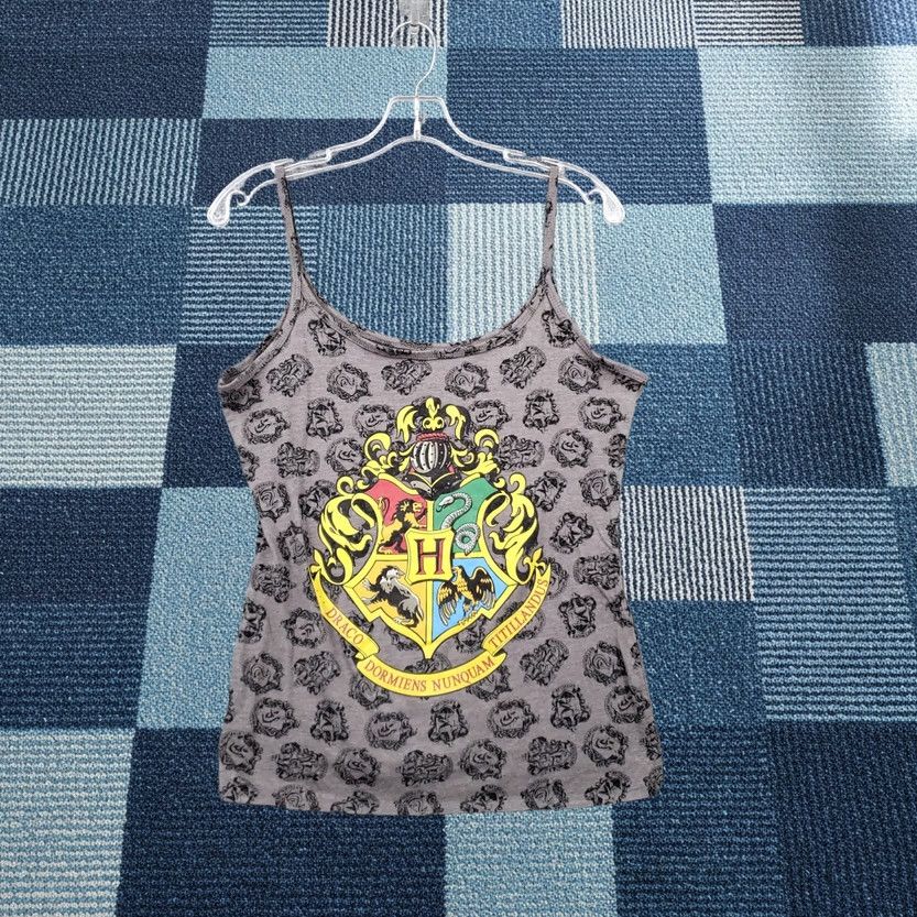 Vintage Universal Studios Harry Potter Tank Top M Gray Sleeveless Round Neck Womens Shirts Tank M Gray Universal Studios Harry Potter Tank Top Size M / US 6-8 / IT 42-44 - 1 Thumbnail