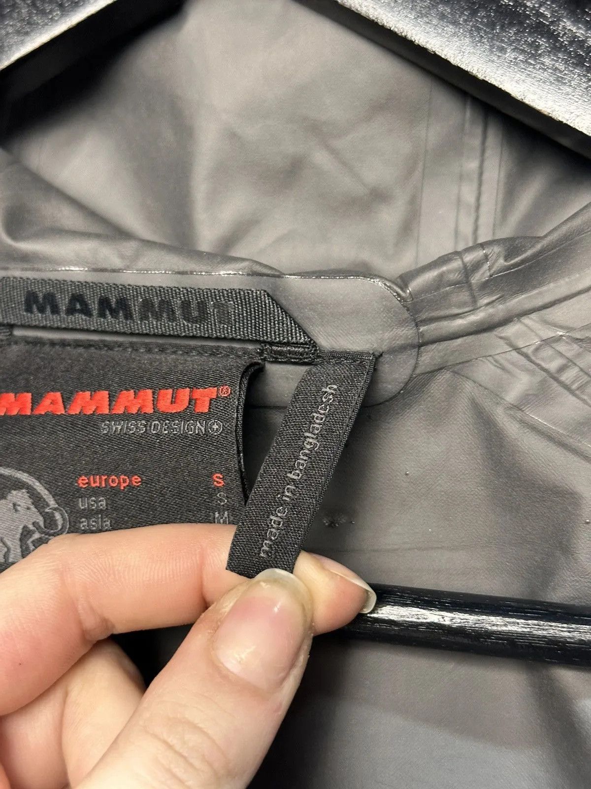 Goretex Mammut Black Shell Jacket Gore-Tex Outdoor Techwear Size S / US 4 / IT 40 - 12 Thumbnail