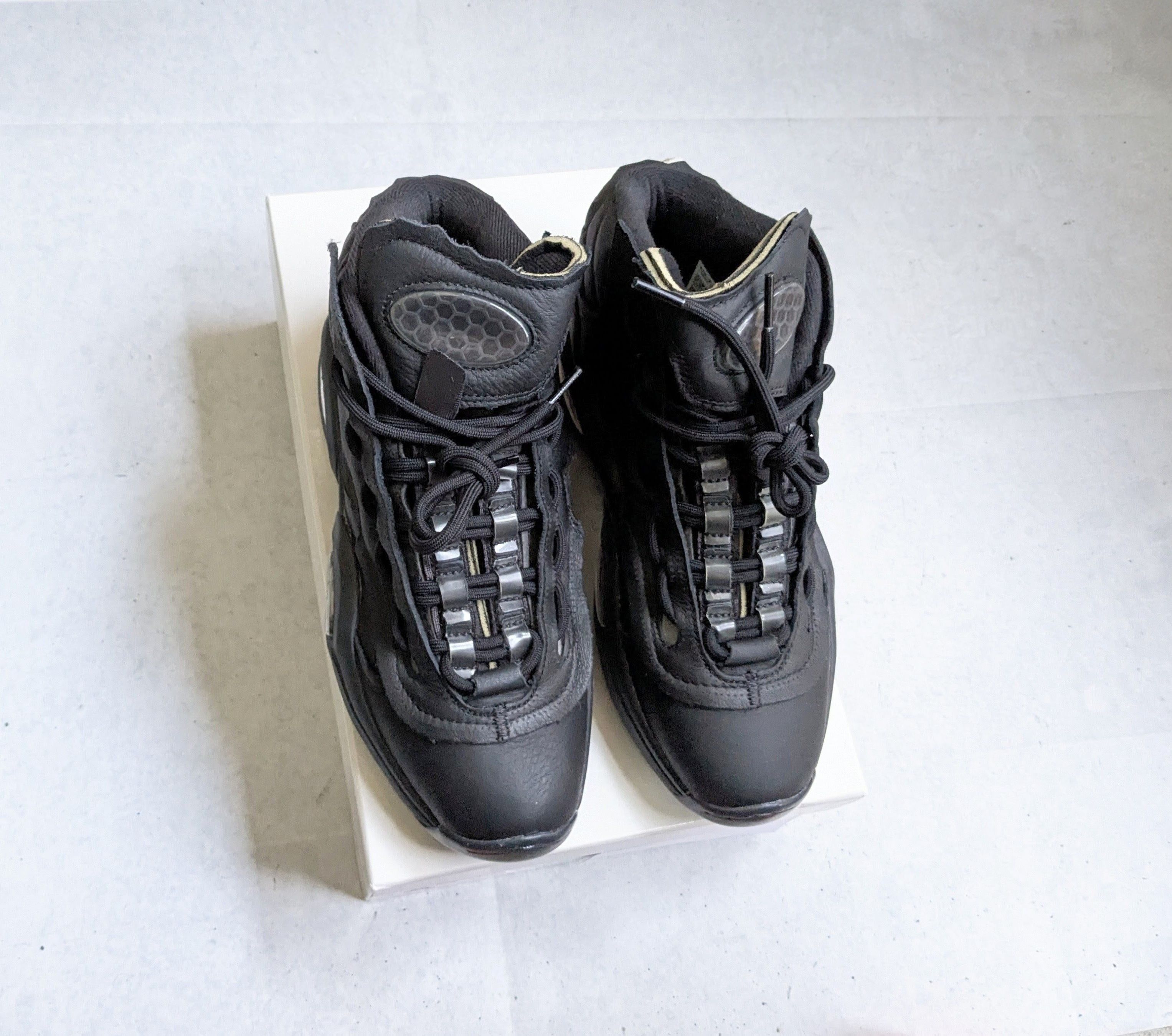 Maison Margiela Maison Margiela x Reebok Question Sneakers Black 9.5 Size US 9.5 / EU 42-43 - 2 Thumbnail