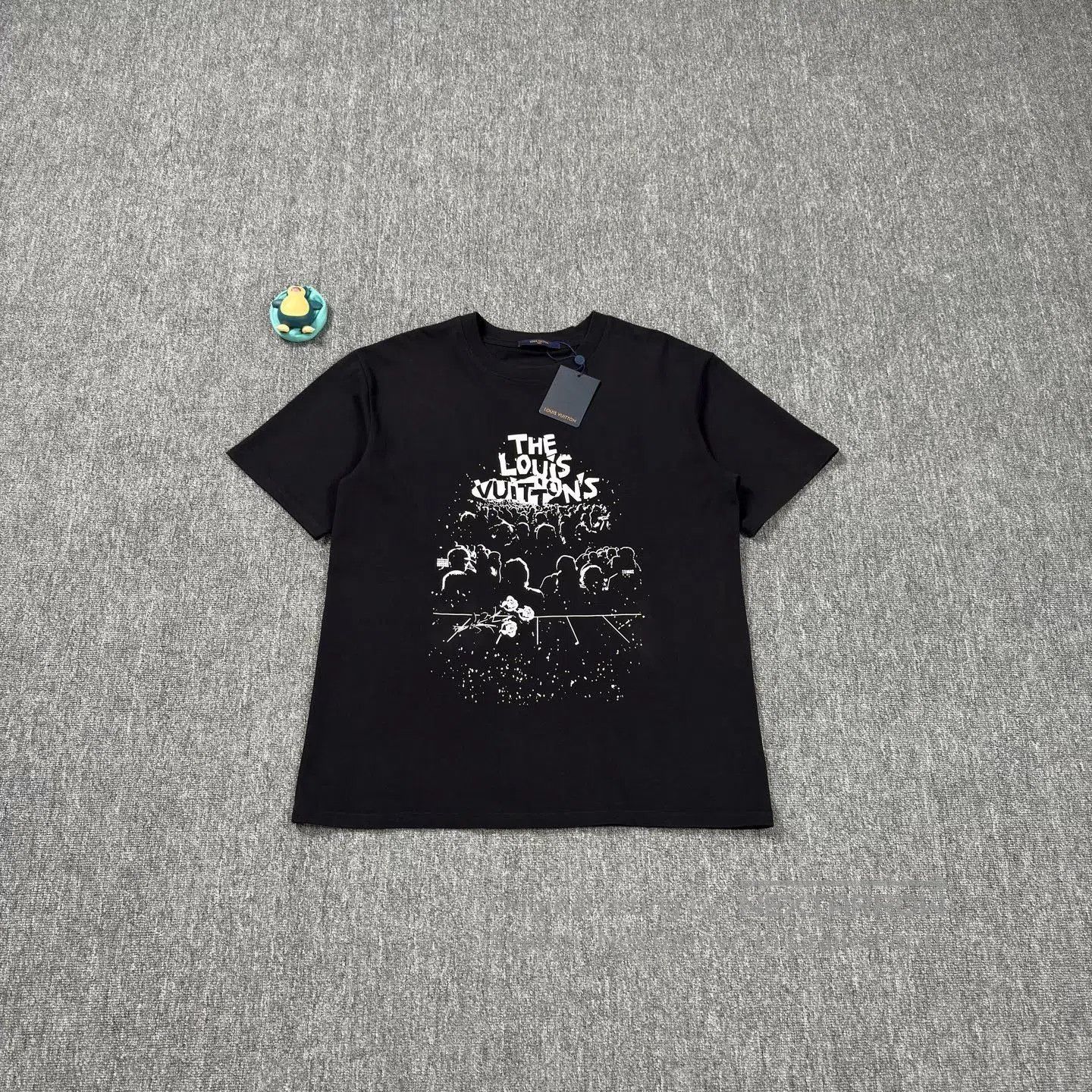Louis Vuitton LV Black Concert Graphic T-Shirt XL. Size US XL / EU 56 / 4 - 1 Thumbnail