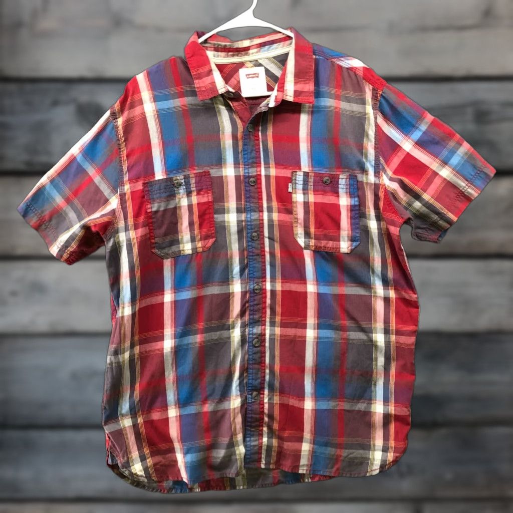 Levi's Levi's Shirt Short Sleeve Mens XL Red Plaid Button-Up Cotton Blend Pocketed Western Classic Everyday Size US XL / EU 56 / 4 - 1 Thumbnail