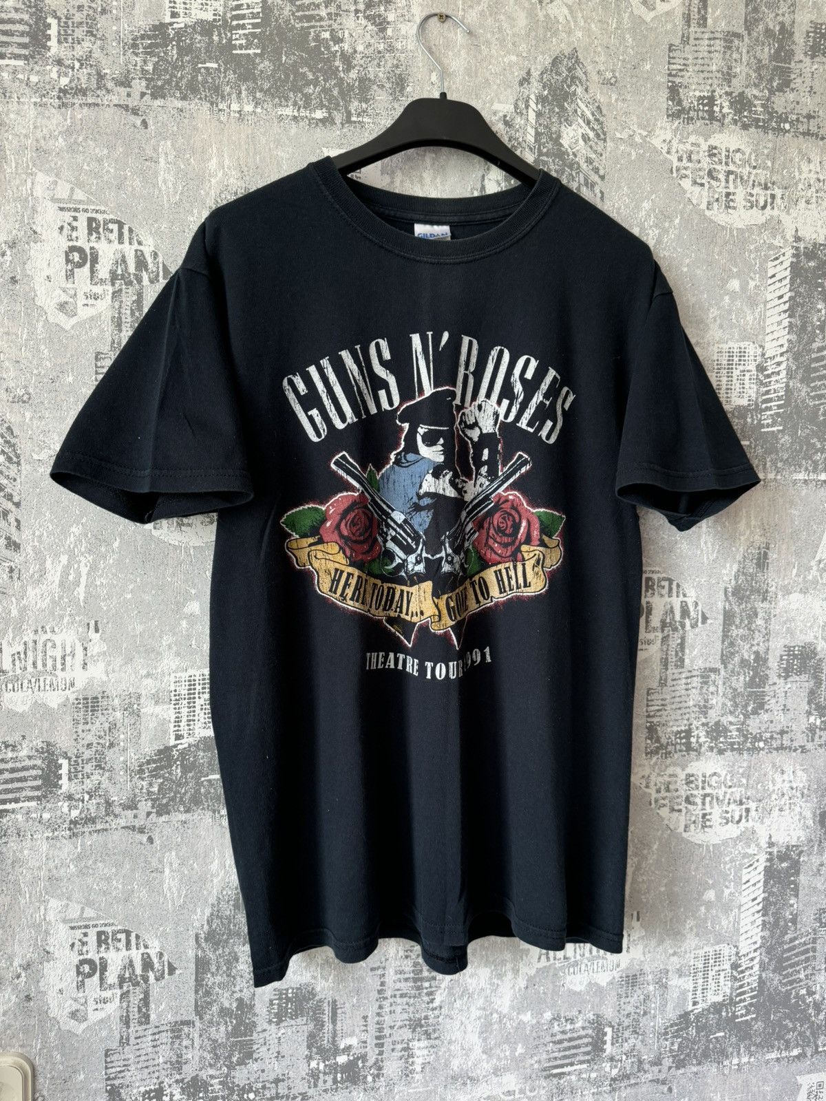 Vintage Vintage Guns N Roses T-Shirt Size US M / EU 48-50 / 2 - 2 Thumbnail