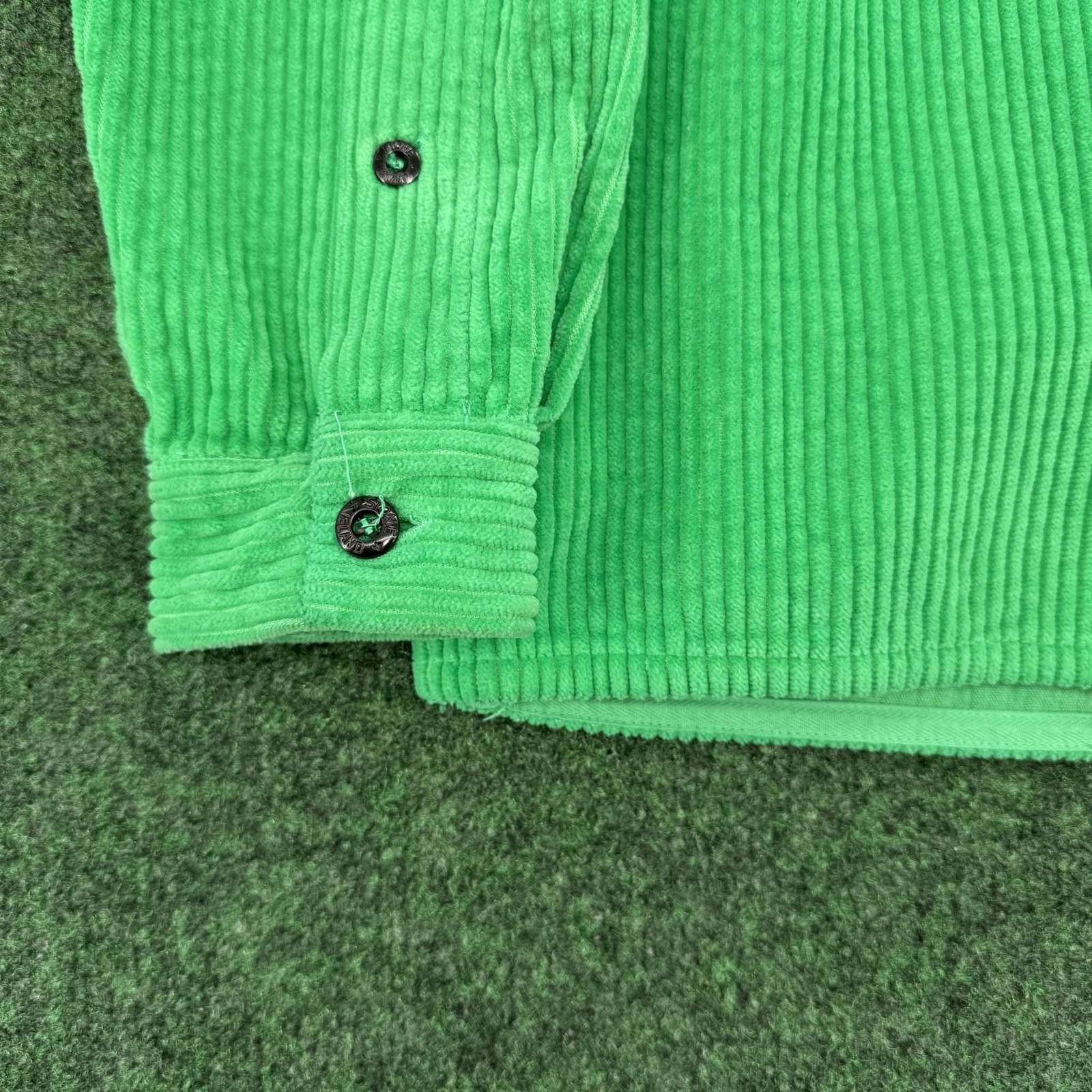 Stone Island Stone Island Micro Green Corduroy Button Up Size US S / EU 44-46 / 1 - 2 Thumbnail