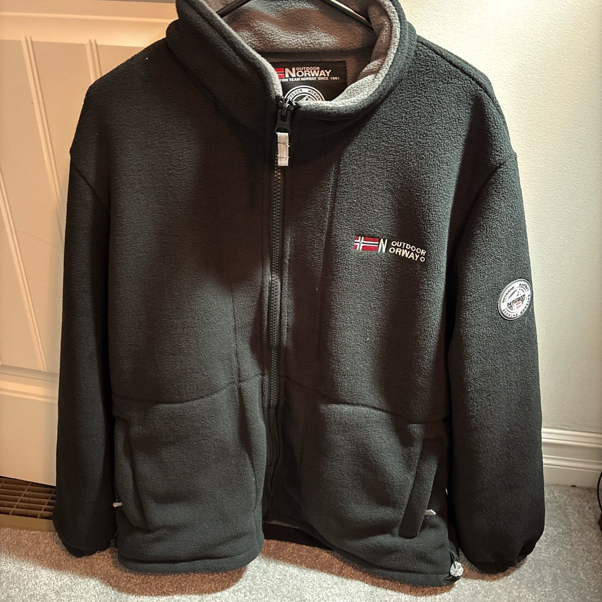 Other Norway outdoor coat Size US L / EU 52-54 / 3 - 1 Thumbnail