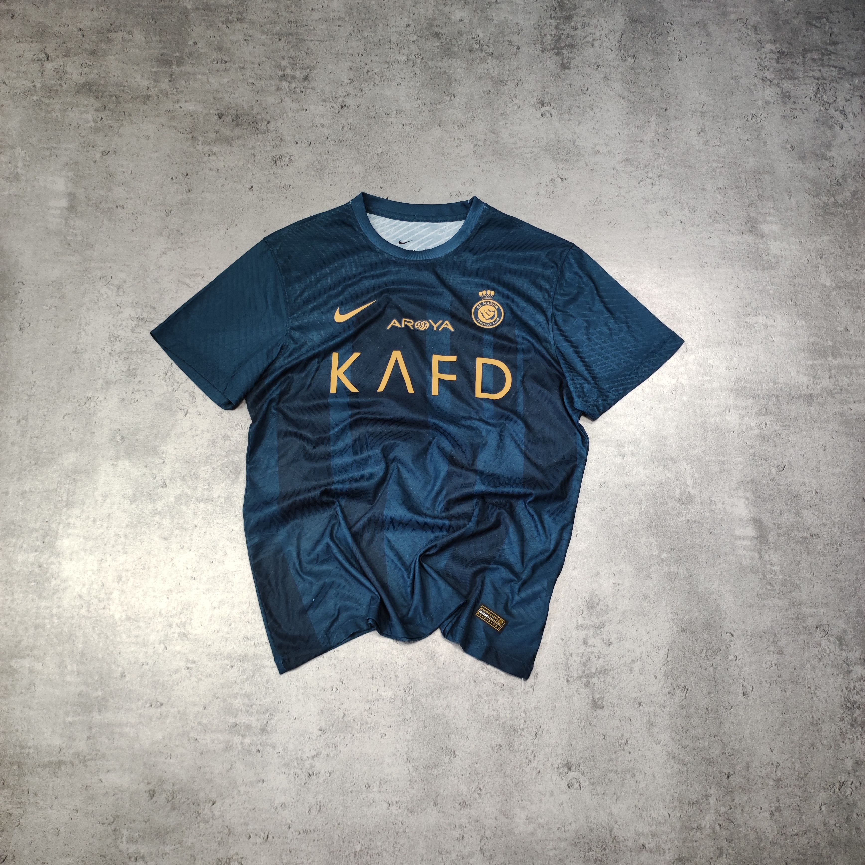 Nike RARE All Nassr Football Club Nike VAPOR #10 Mane Jersey Size US L / EU 52-54 / 3 - 2 Thumbnail