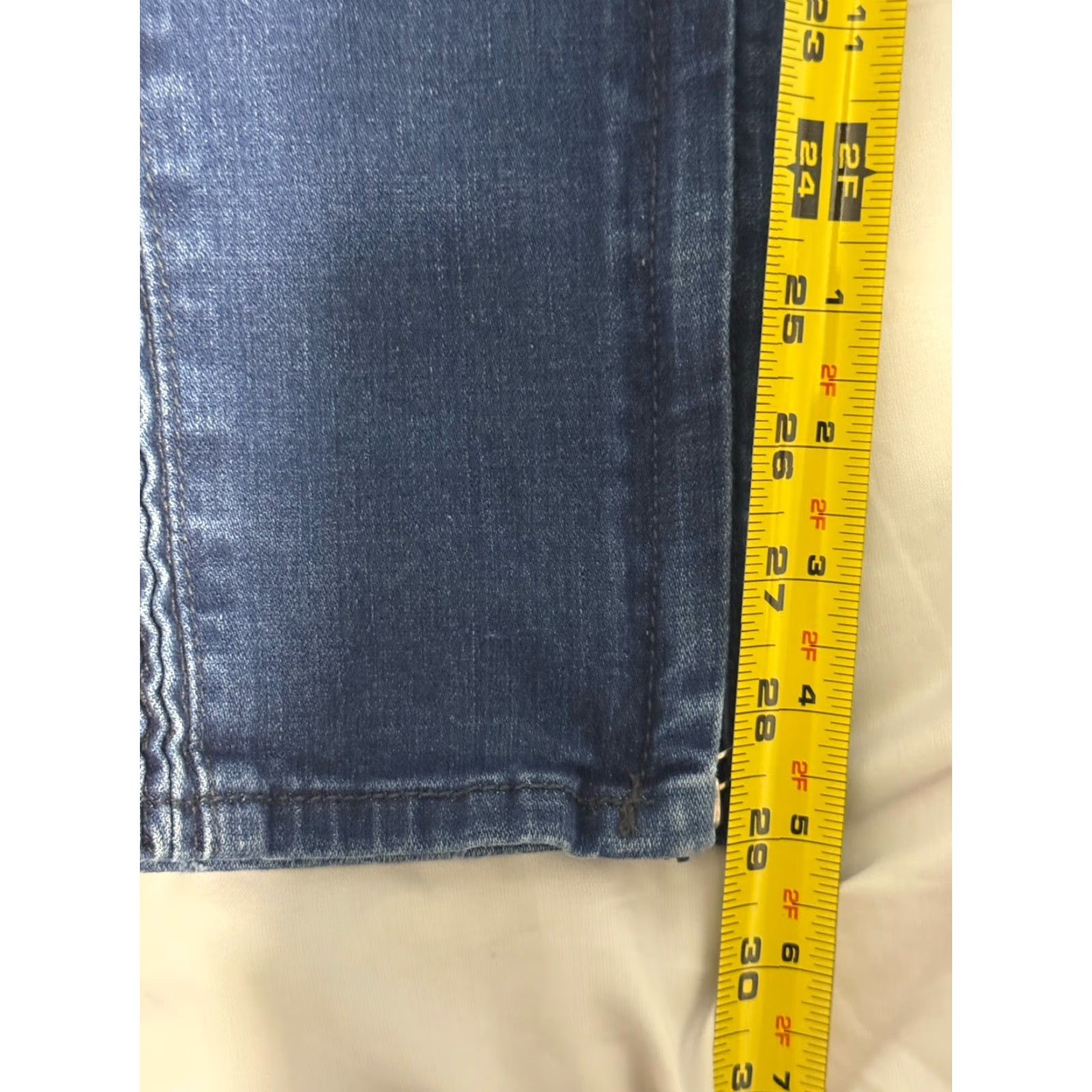 True Religion True Religion Blue Denim Mick Skinny Jeans Mens Regular Zipper 36 Blue Denim 5-Pocket Style 80s 90s Hipster City Jeans Mens Size US 36 / EU 52 - 3 Thumbnail