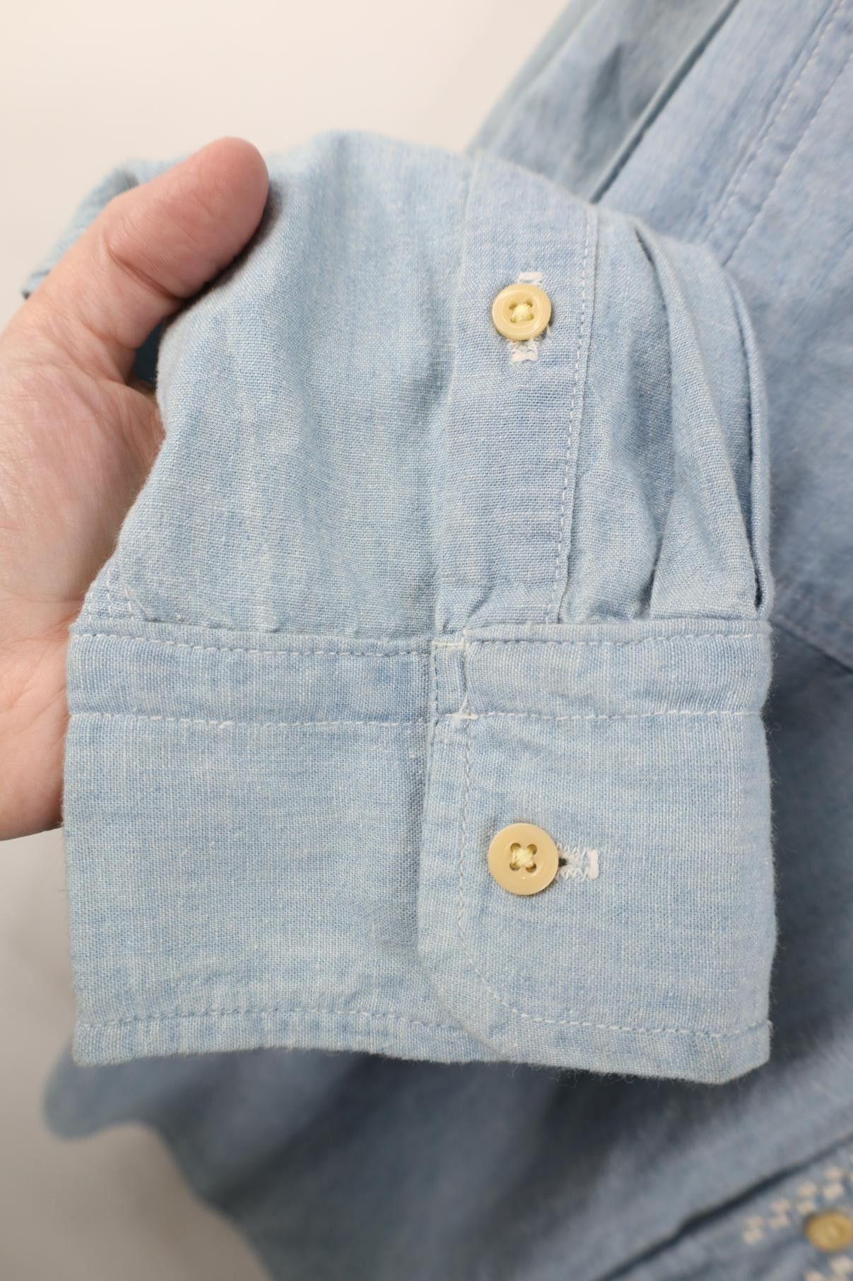 Calvin Klein Deadstock Vtg 90s Calvin Klein Chambray Work Collared Shirt Size US L / EU 52-54 / 3 - 10 Thumbnail