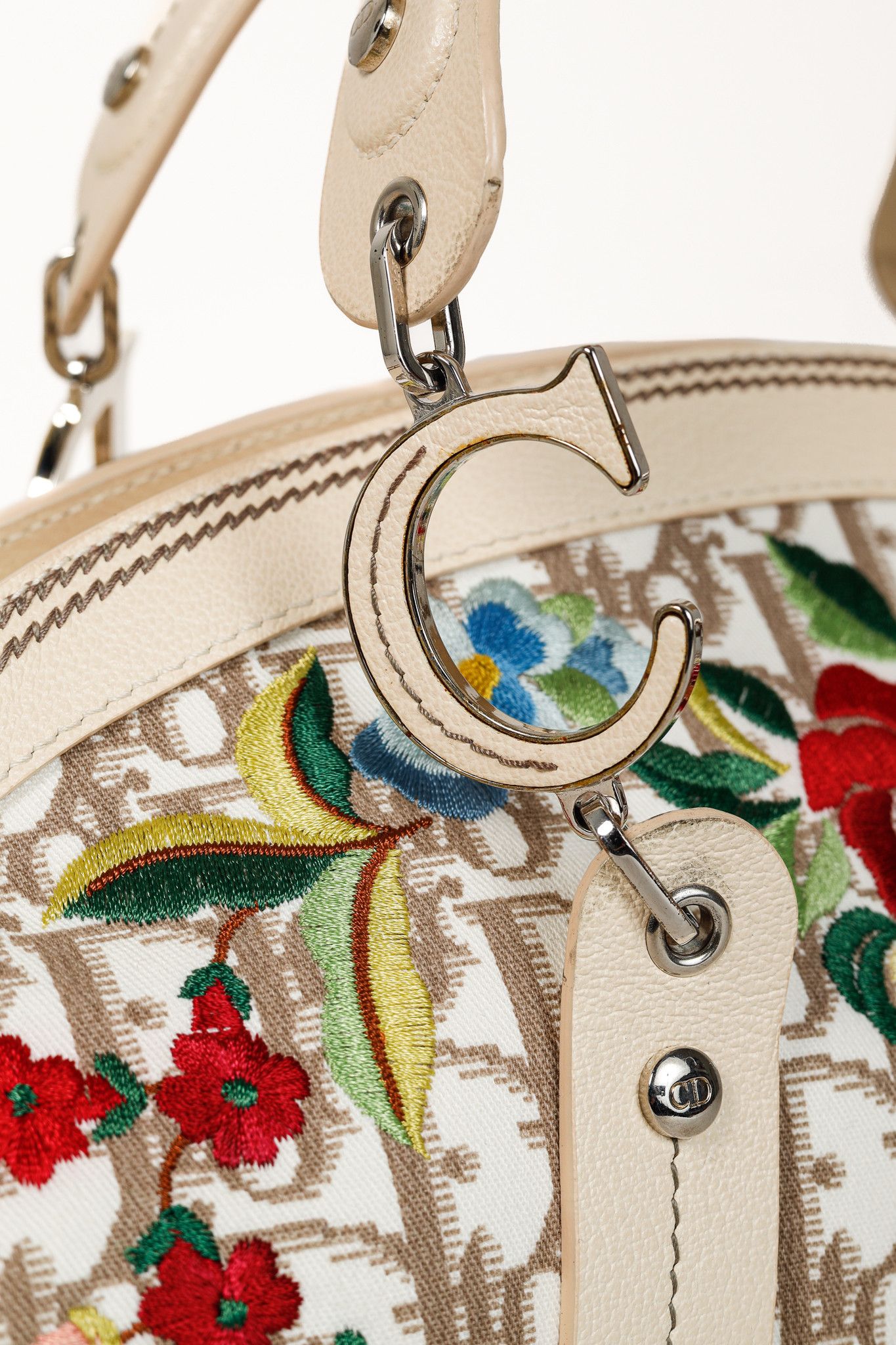 Dior Christian Dior Vintage Flowers Monogram Embroidered Bag Size ONE SIZE - 8 Thumbnail
