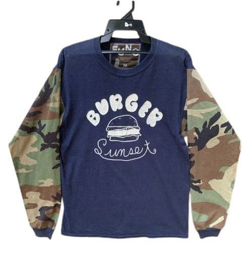 Japanese Brand Fung Burger Hand Printing Made In JAPAN Camo Sleeve Shirt Size US M / EU 48-50 / 2 - 1 Thumbnail