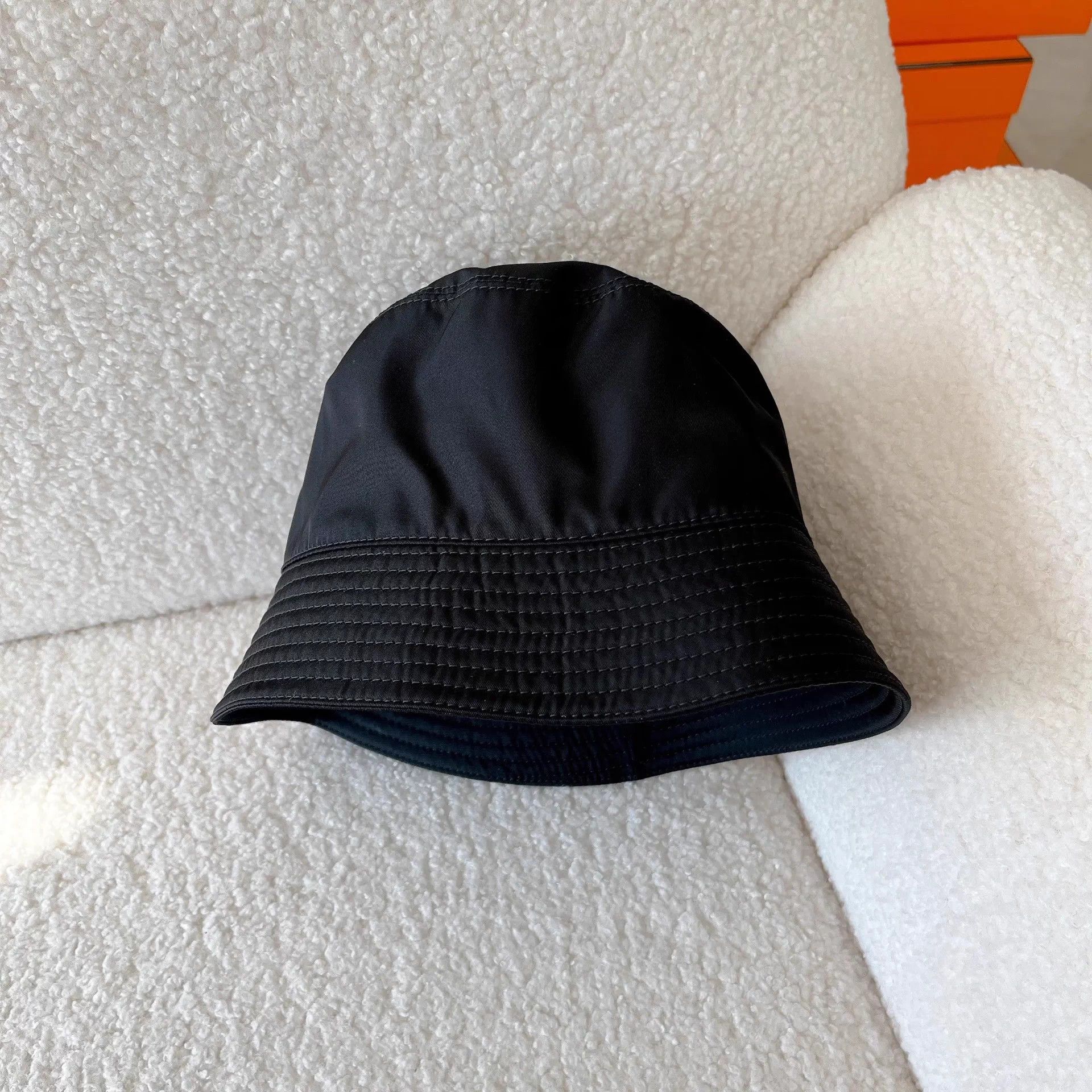 Prada Prada Triangle Logo Black Bucket Hat M Size ONE SIZE - 2 Thumbnail