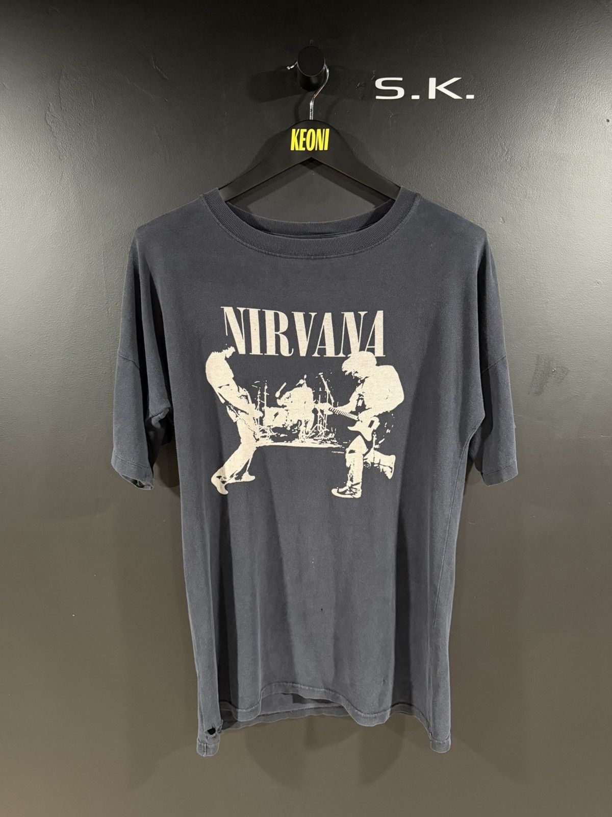 Band Tees 2007 Vintage Nirvana Kurt Cobain Muddy Banks Fade Band Tee L Size US L / EU 52-54 / 3 - 1 Thumbnail