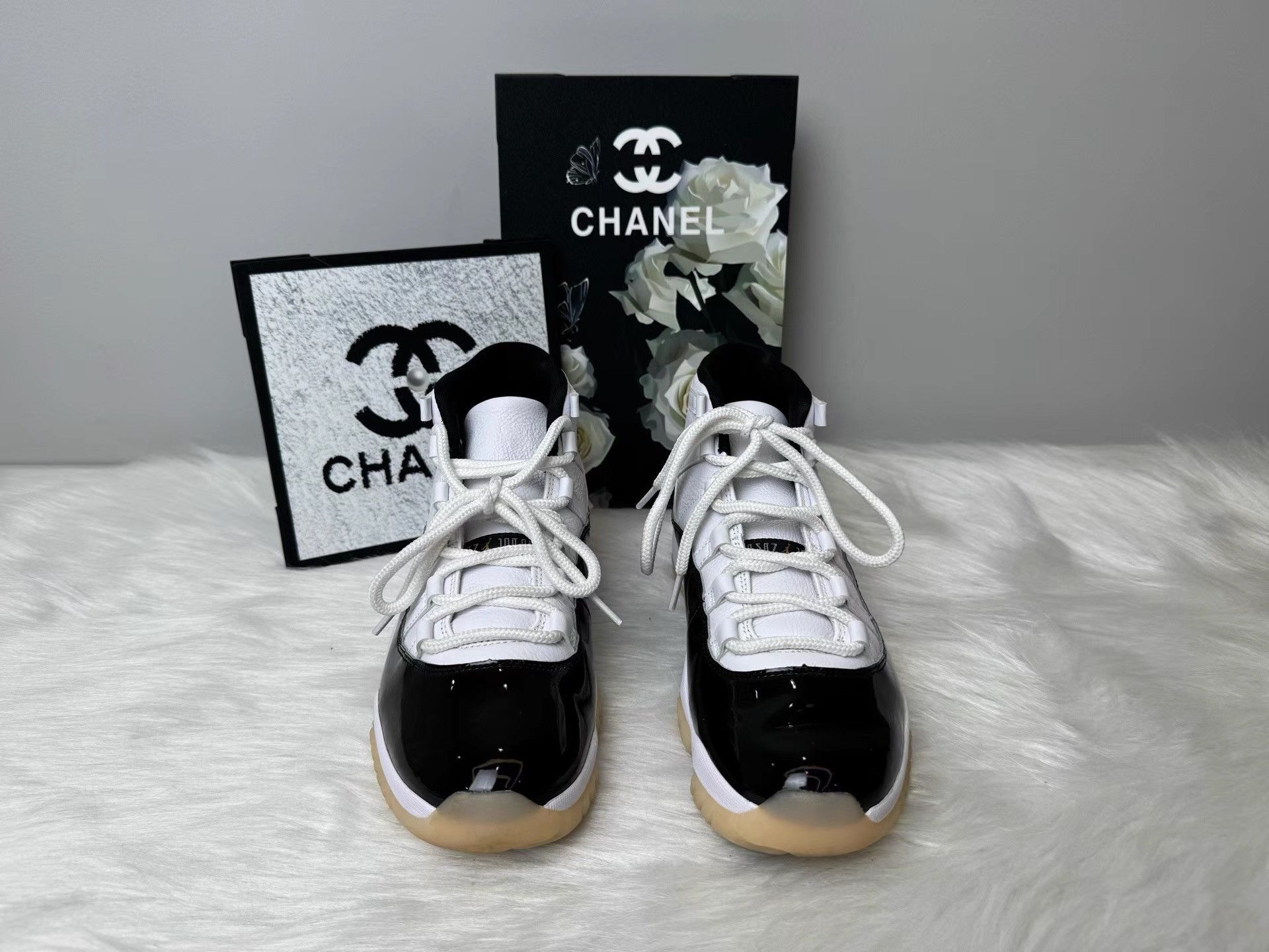 Nike Air Jordan 11 Gratitude DMP High-Top Retro K36 Size US 10 / EU 43 - 2 Thumbnail