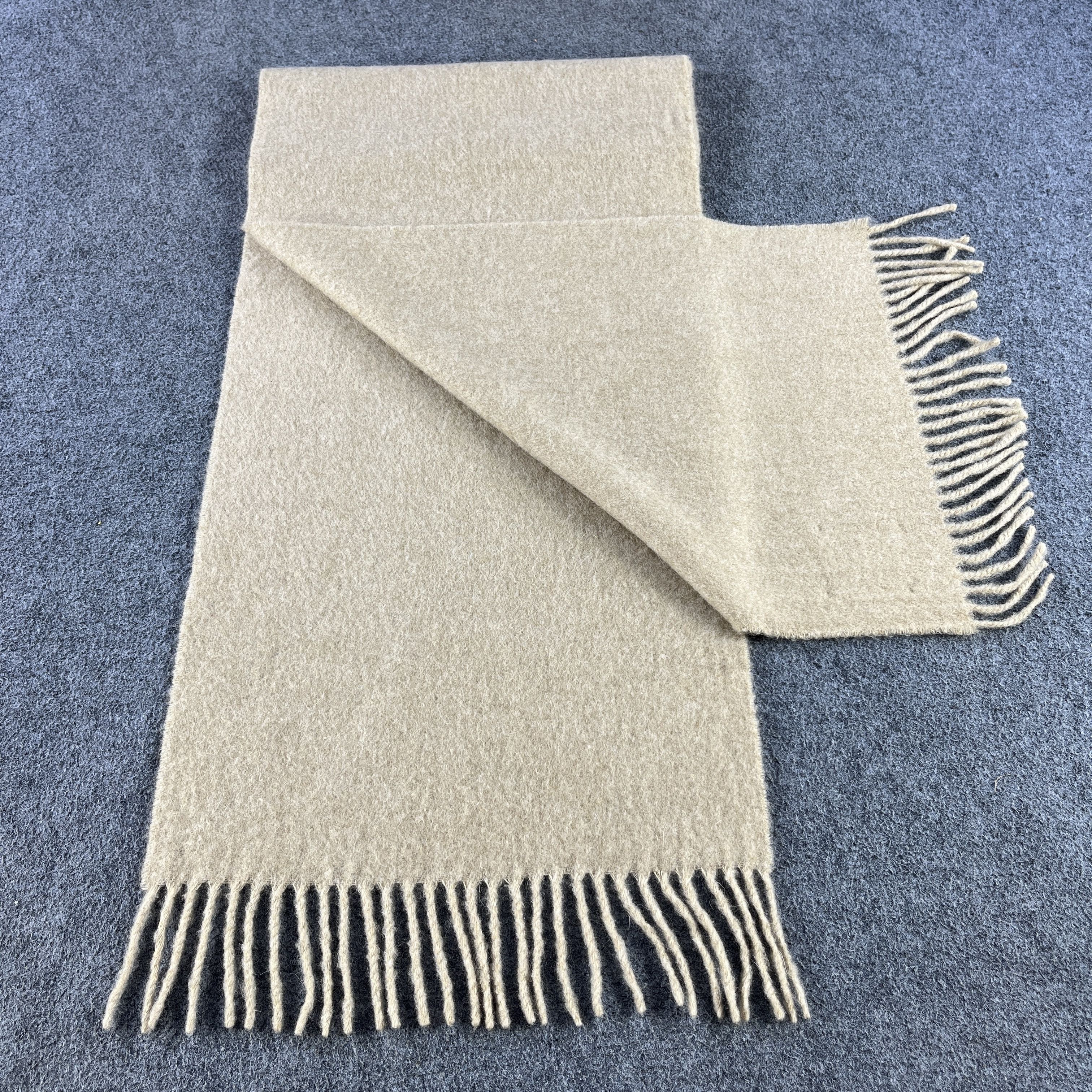 Johnstons Of Elgin Johnstons Of Elgin Scarf / Muffler / Neckwear T1435 Size ONE SIZE - 3 Thumbnail