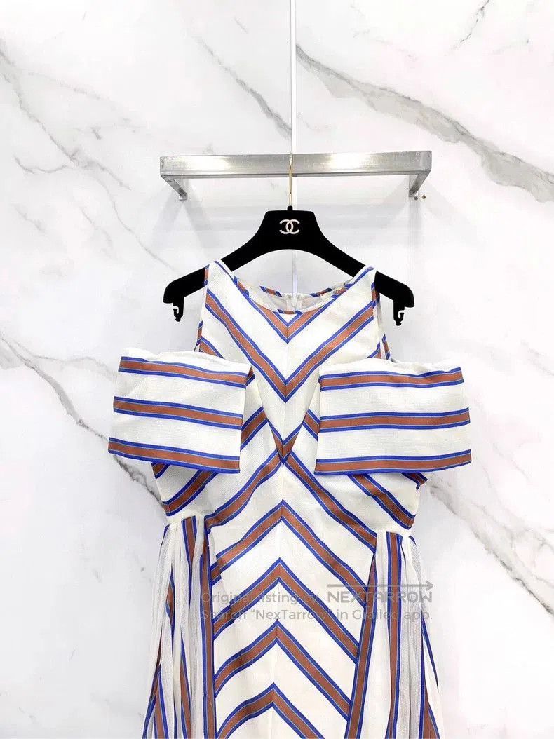 Fendi FENDI Striped V-Neck Silk Dress. Size US L / EU 52-54 / 3 - 4 Thumbnail