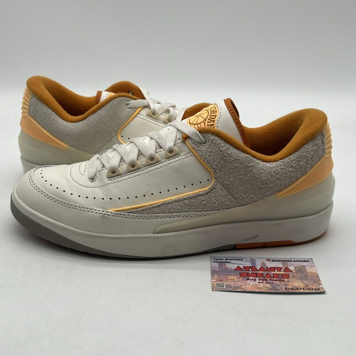 Jordan Brand Air Jordan 2 low melon tint Size US 10.5 / EU 43-44 - 1 Thumbnail