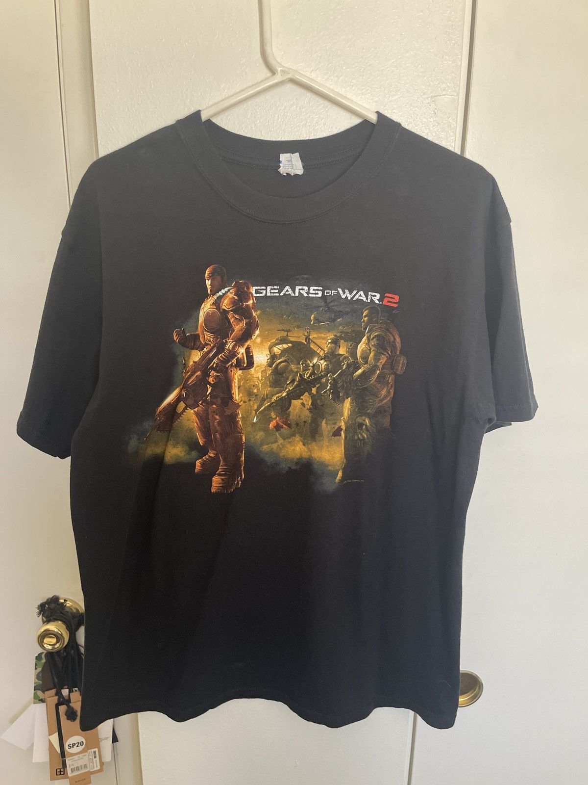 Vintage Vintage Gear of War 2 t-shirt Size US L / EU 52-54 / 3 - 1 Thumbnail