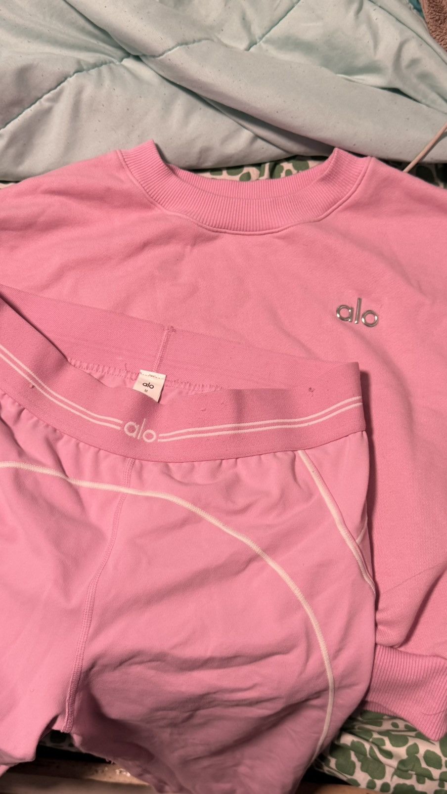 Alo Yoga Pink alo set Size S / US 4 / IT 40 - 2 Thumbnail